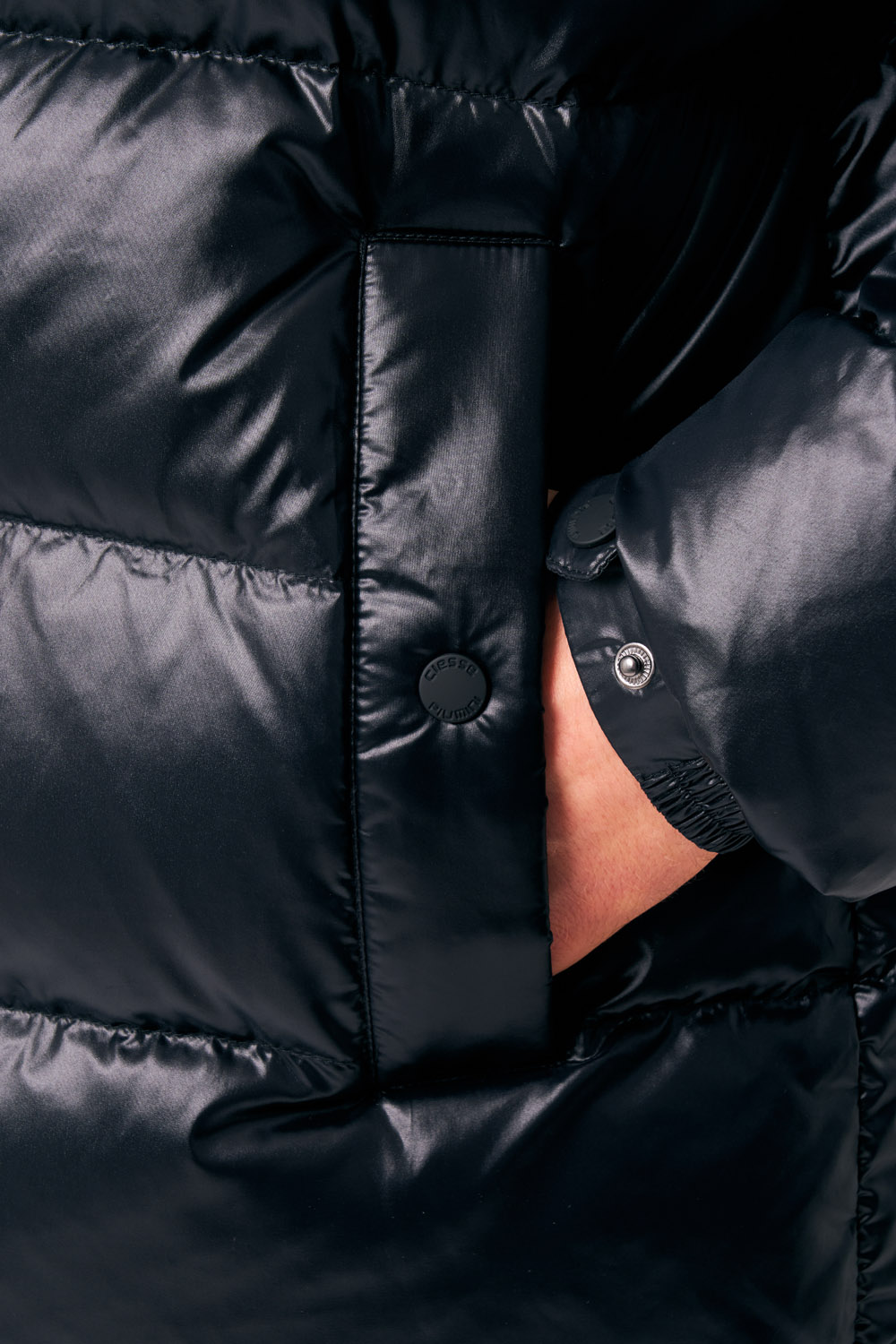 ciesse-outdoor-jambo-daunenjacke-schwarz-kapuze-80-20 image 4