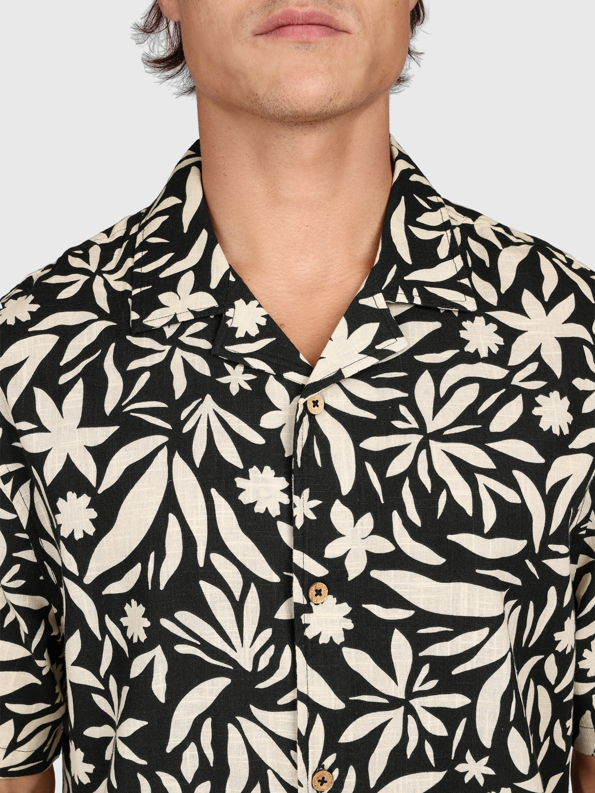 brunotti-sanni-print-herren-poloshirt-feather-grey-alloverprint image 6