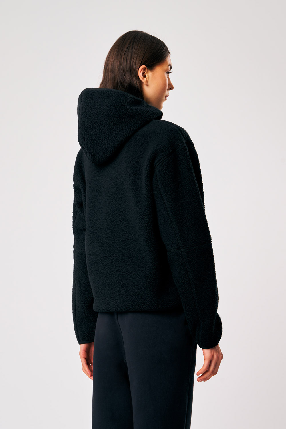 ciesse-outdoor-alix-schwarze-damen-teddyjacke image 5