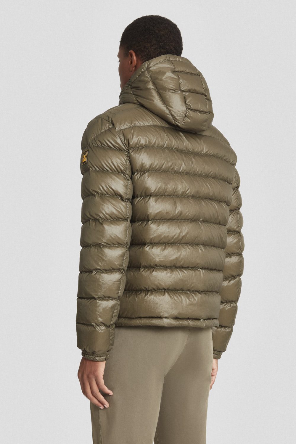 ciesse-outdoor-kurze-daunenjacke-gr-n-kapuze-abnehmbar image 4
