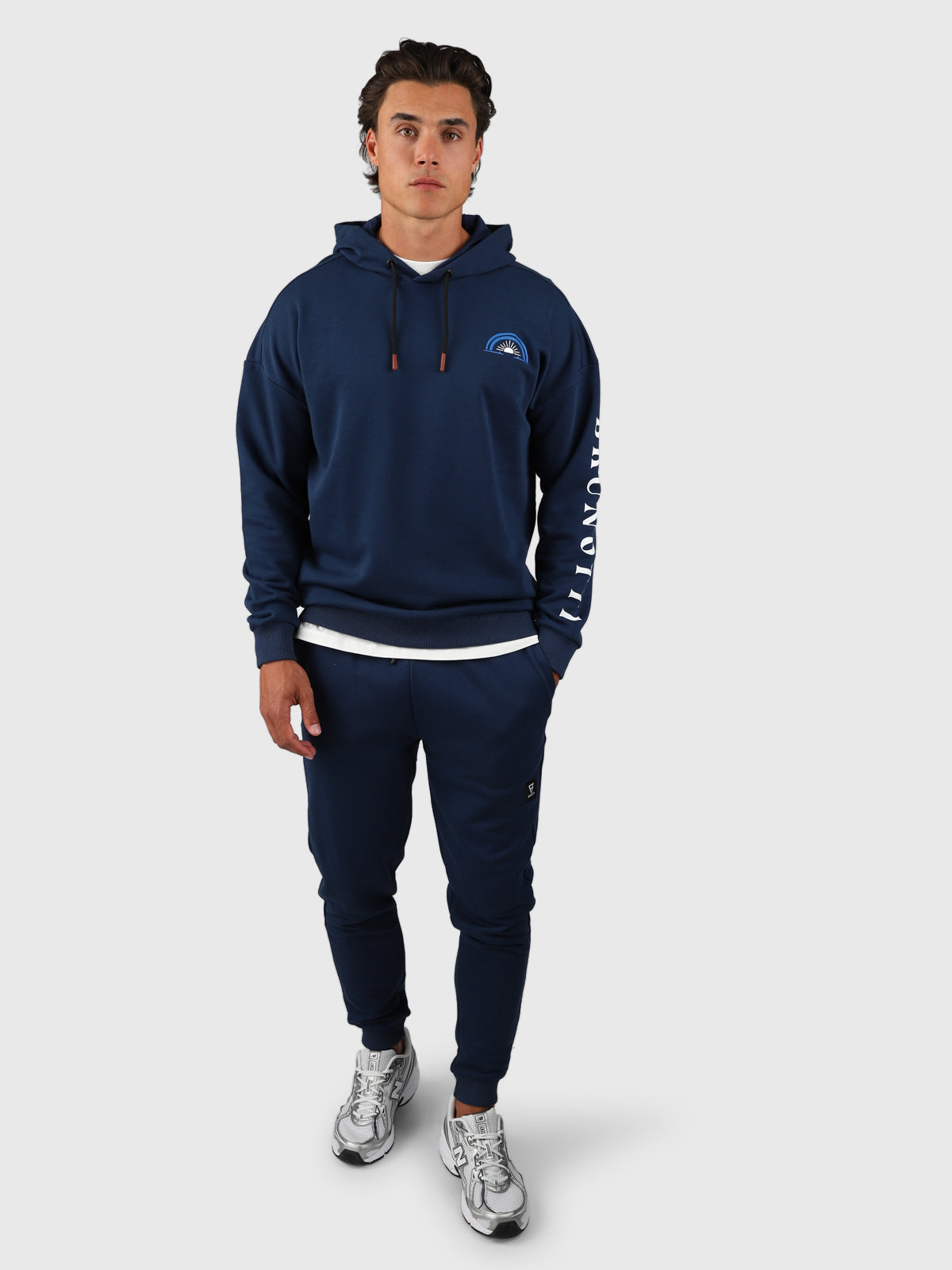 brunotti-durbasker-herren-jogginghose-night-blue-baumwolle image 2