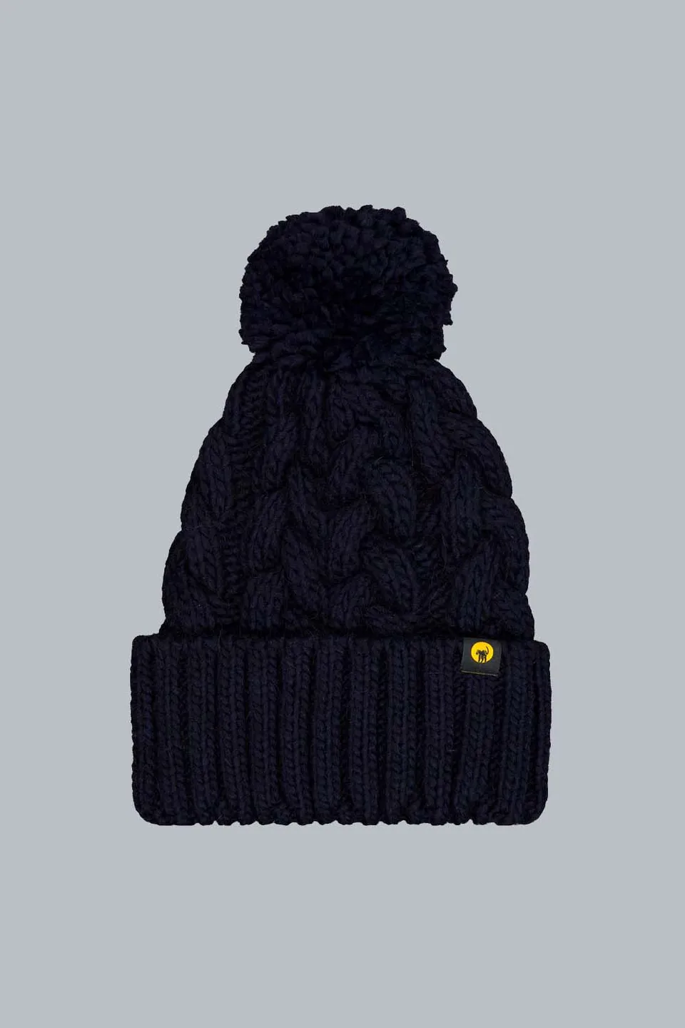 ciesse-scilly-strickm-tze-blau-zopfmuster-mit-bommel image 1