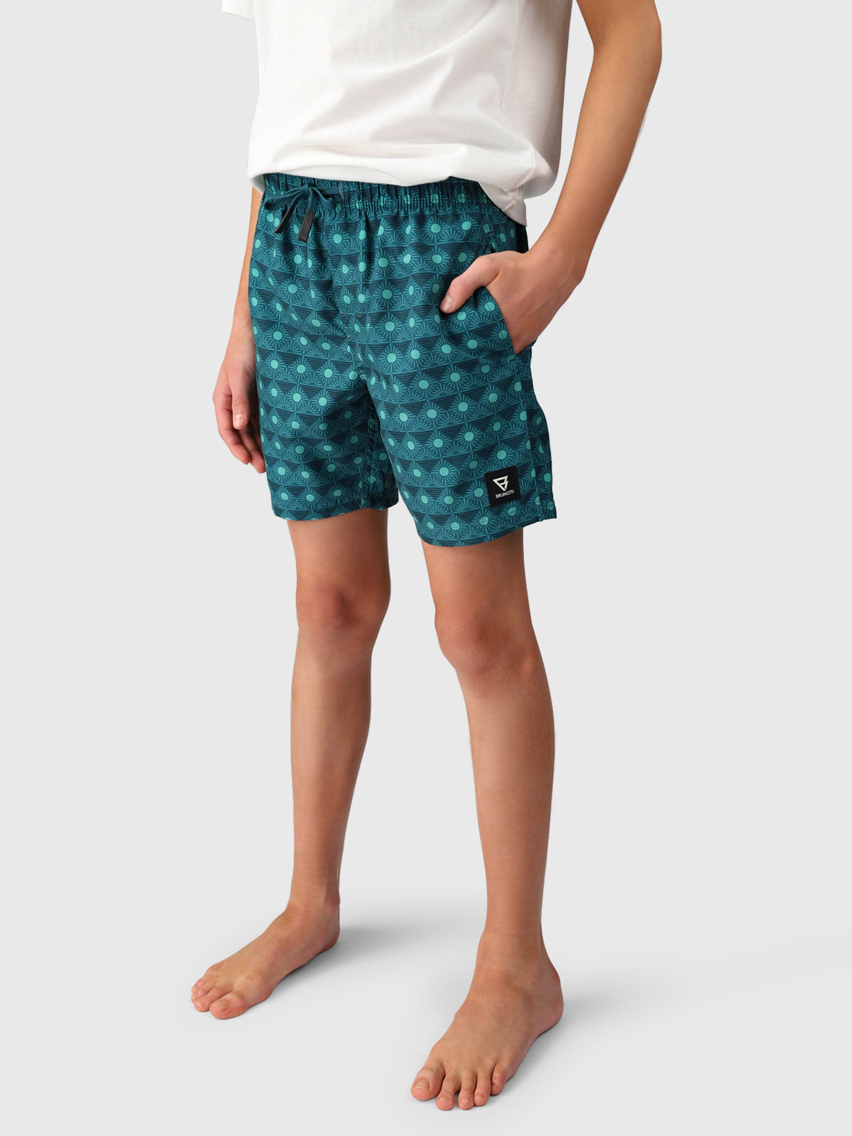 brunotti-cestery-sun-jungen-badeshorts-fuel-green-print image 4