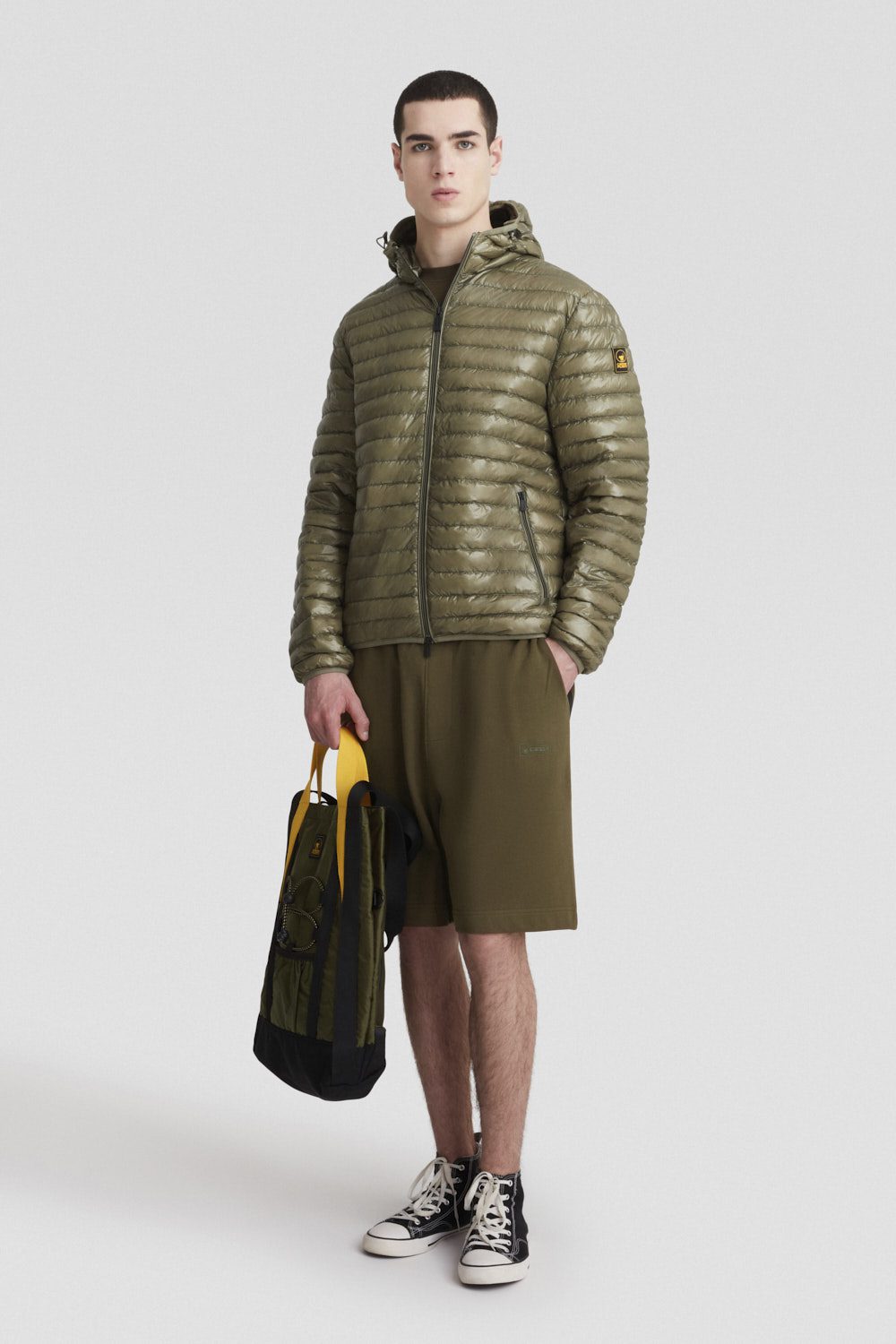 ciesse-outdoor-daunenjacke-gr-n-gl-nzend-mit-kapuze image 1