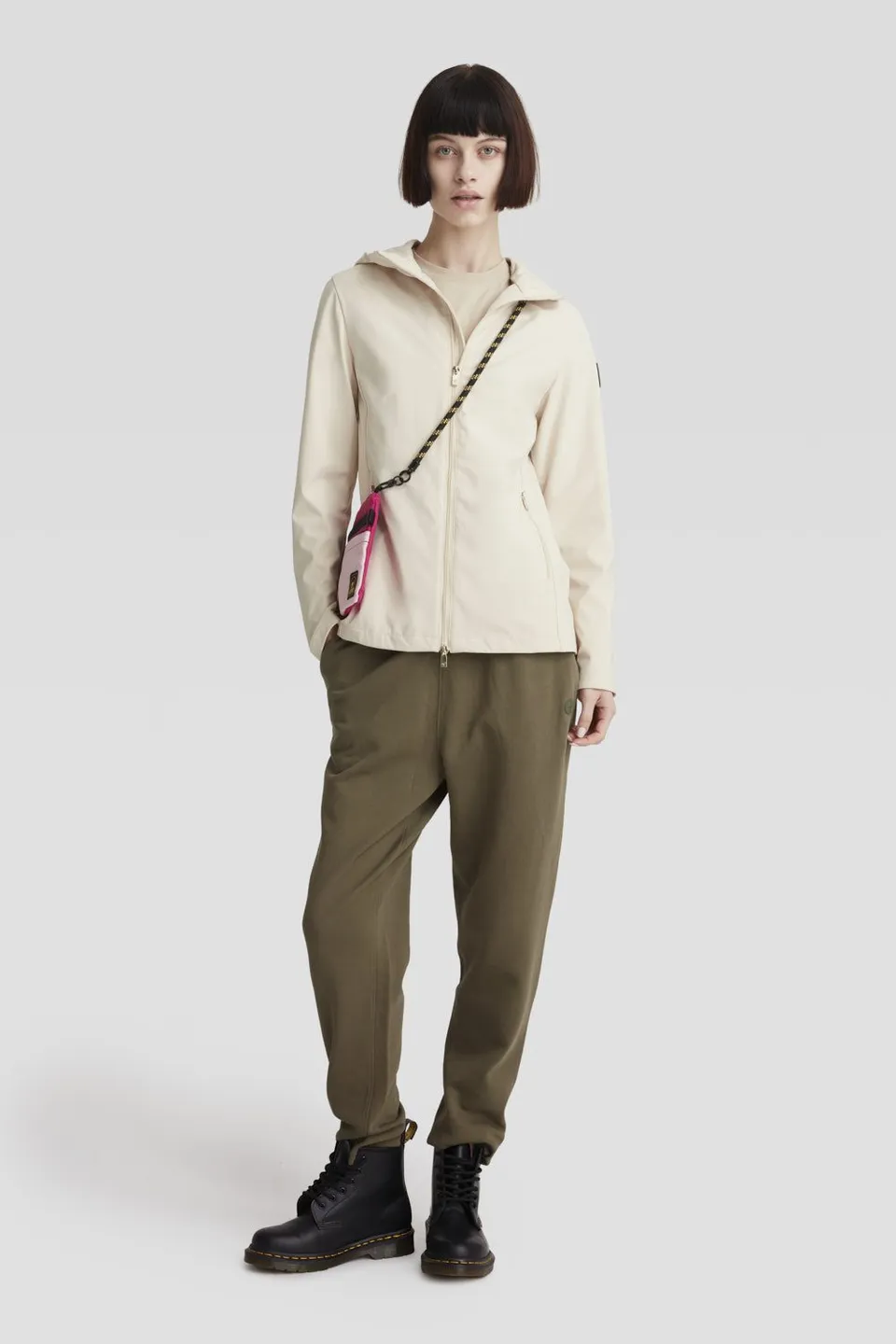 ciesse-outdoor-giacche-leggere-beige-mit-kapuze-jacke-beige-slim-fit image 1