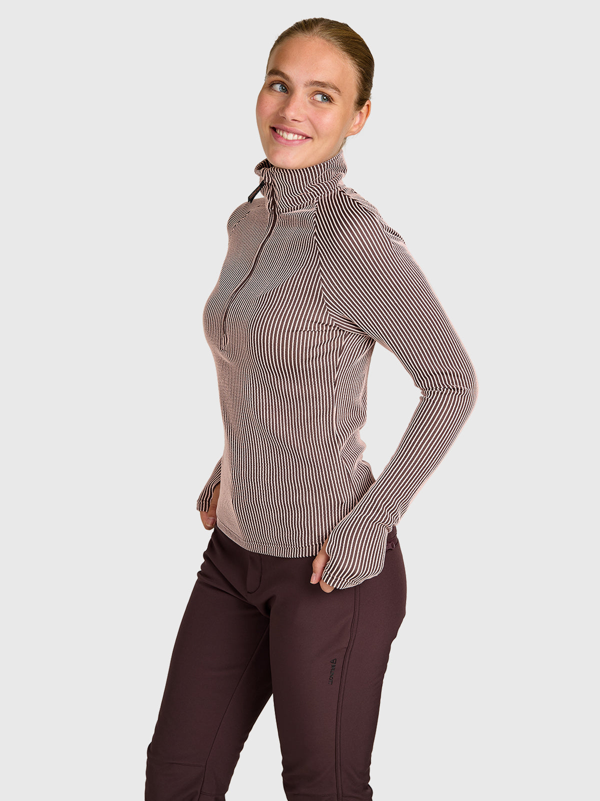 brunotti-kiana-women-snow-fleece-raisin-slim-fit image 5