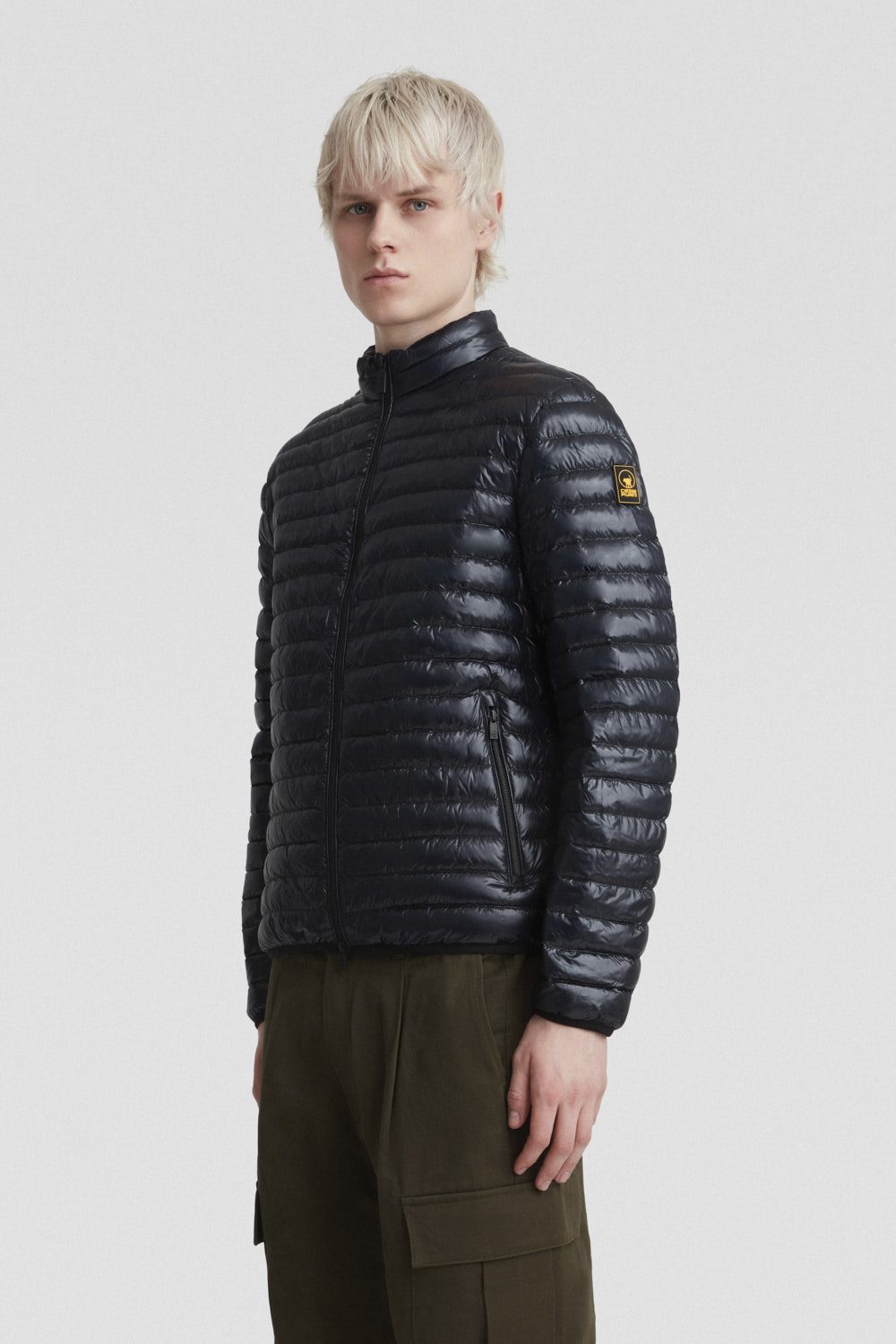 ciesse-outdoor-leichte-daunenjacke-schwarz-800fp-nylon image 2
