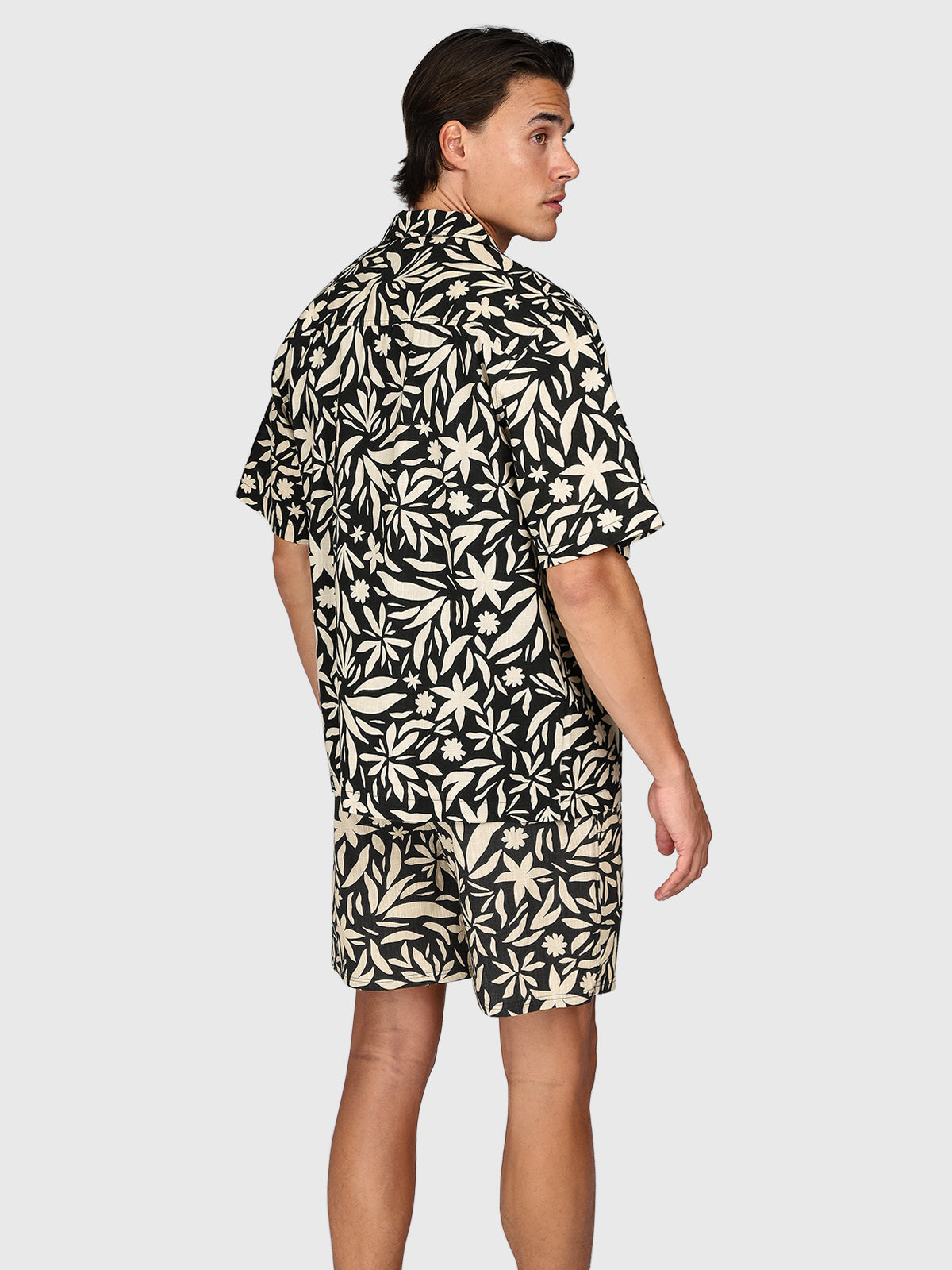 brunotti-sanni-print-herren-poloshirt-feather-grey-alloverprint image 2