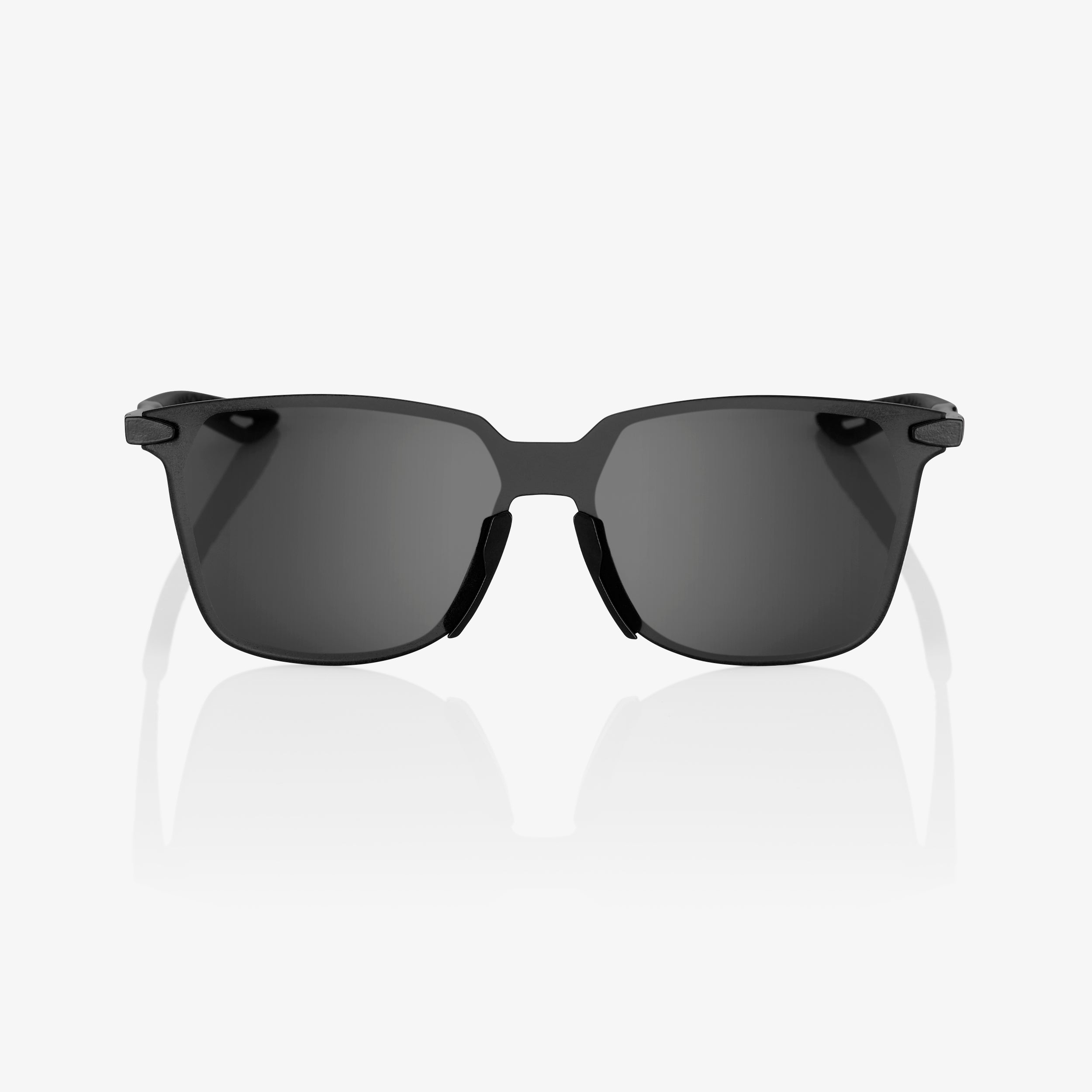 100-legere-square-sonnenbrille-polished-black-smoke-os image 2