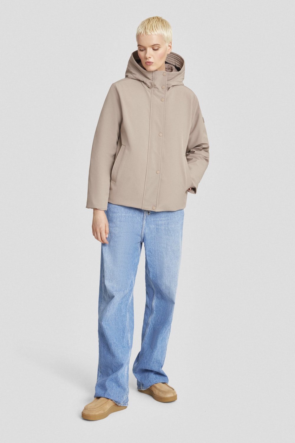 ciesse-outdoor-softshelljacke-beige-kurz-box-fit-kapuze image 2