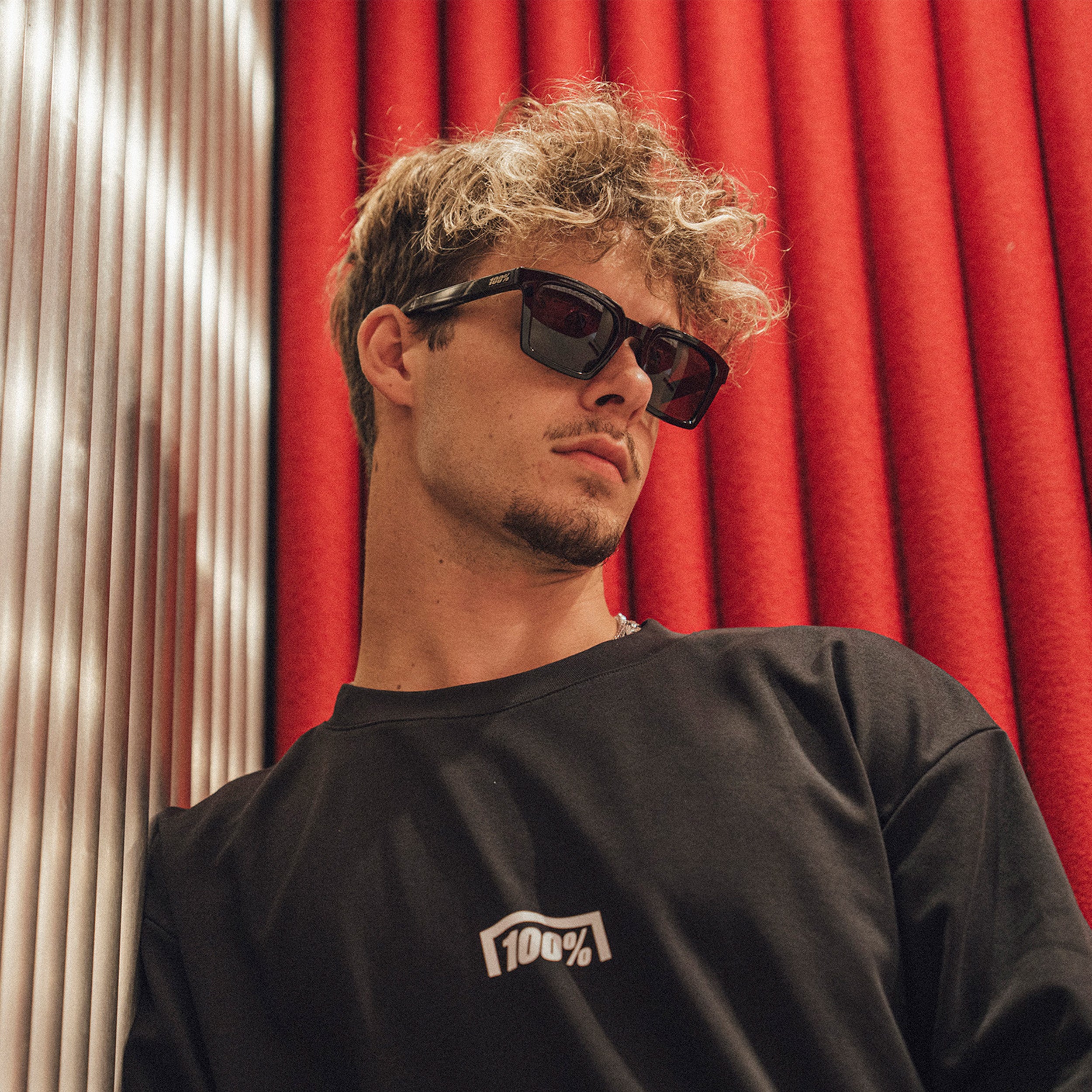100-erba-polished-black-sonnenbrille-black-mirror image 5