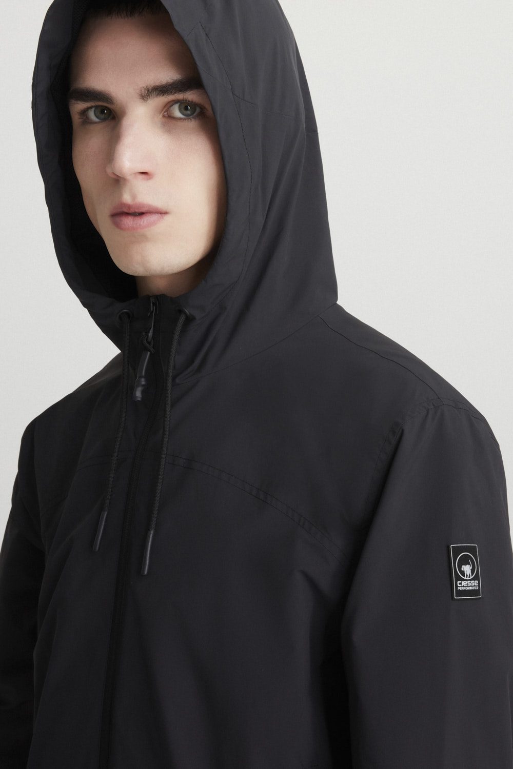 ciesse-outdoor-windjacke-schwarz-wasserdicht-packbar image 6