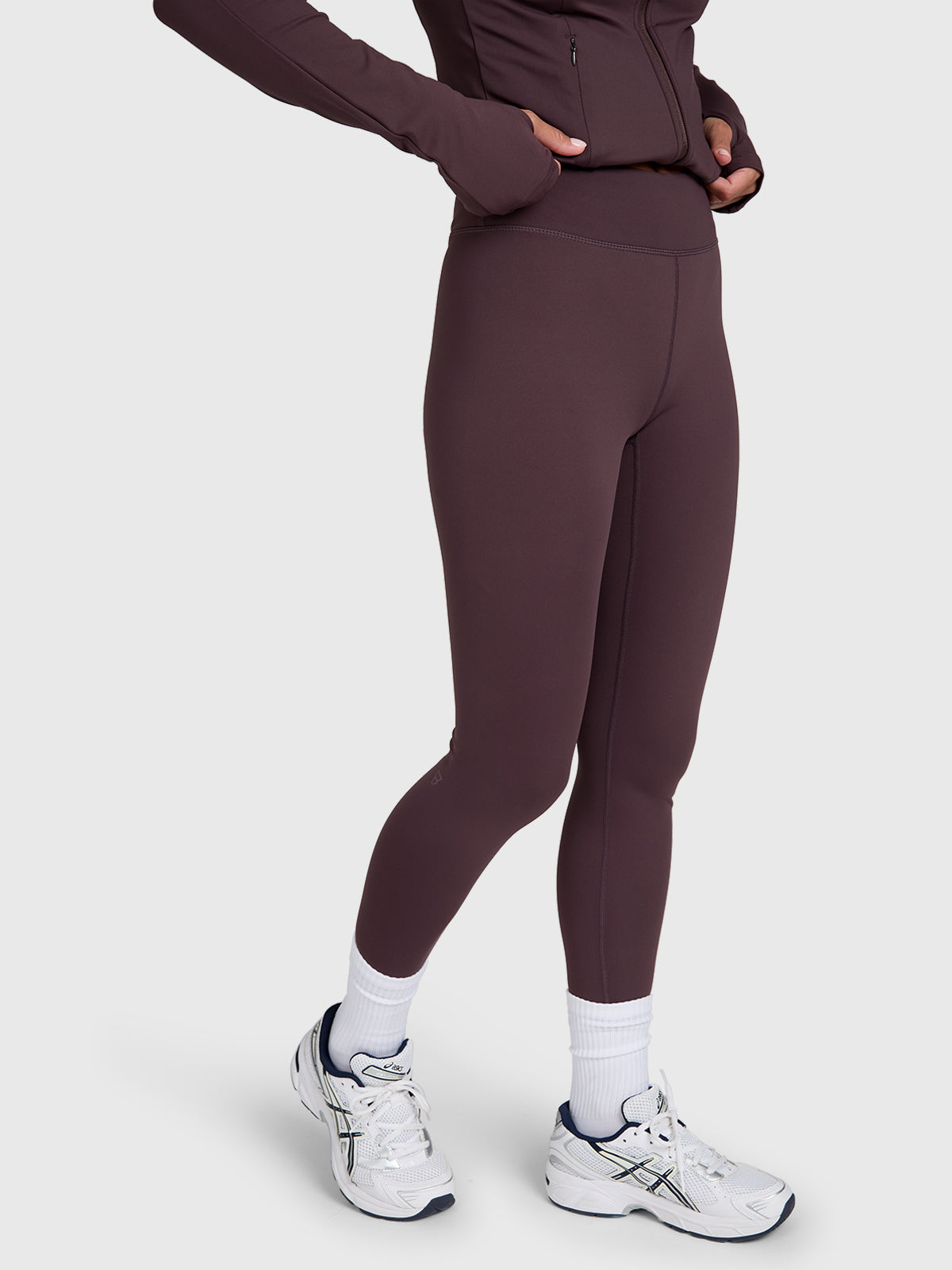 brunotti-lida-base-layer-damen-raisin-thermo-ski-shirt image 5