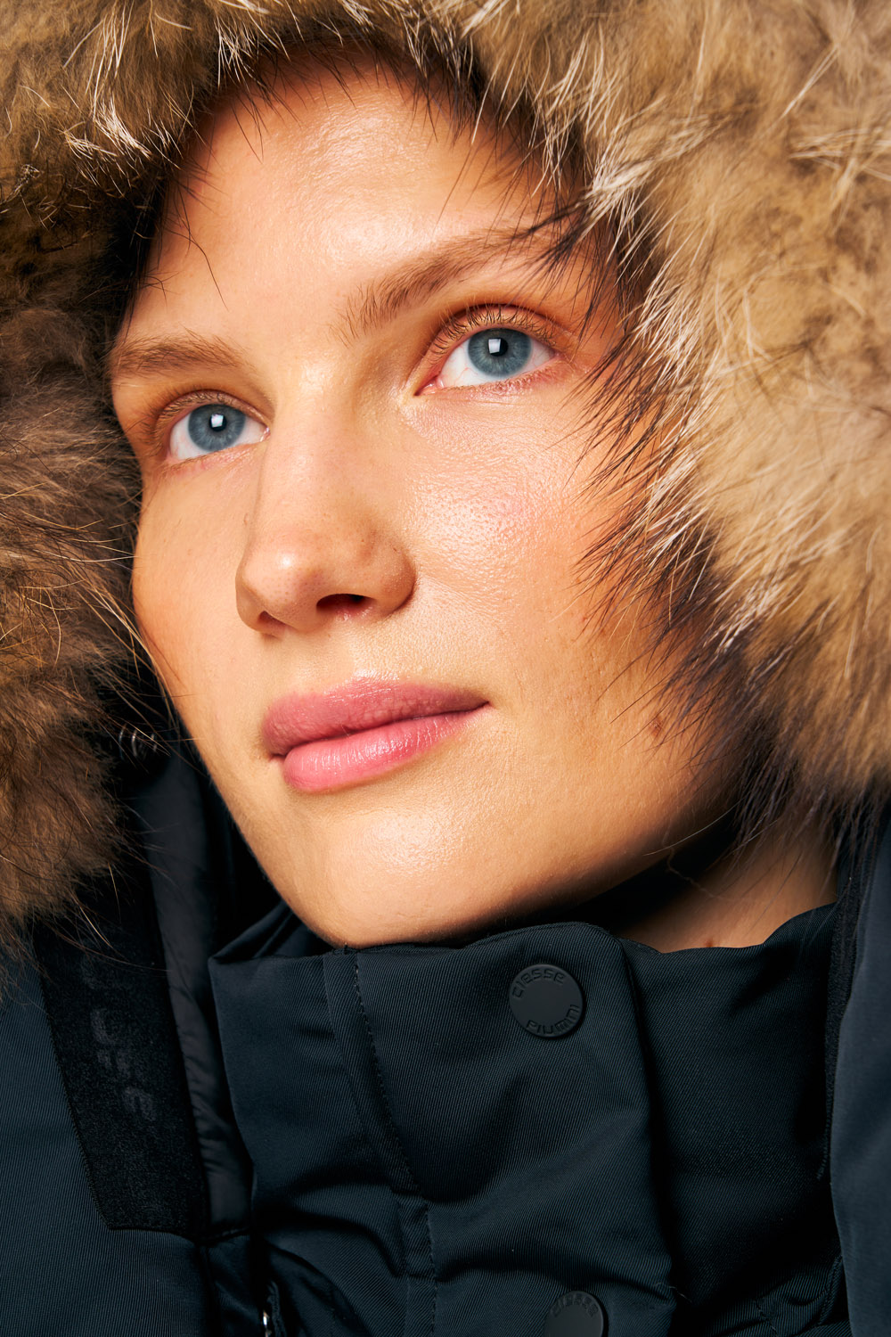 ciesse-luana-parka-damen-schwarz-mit-kapuze-fell image 4