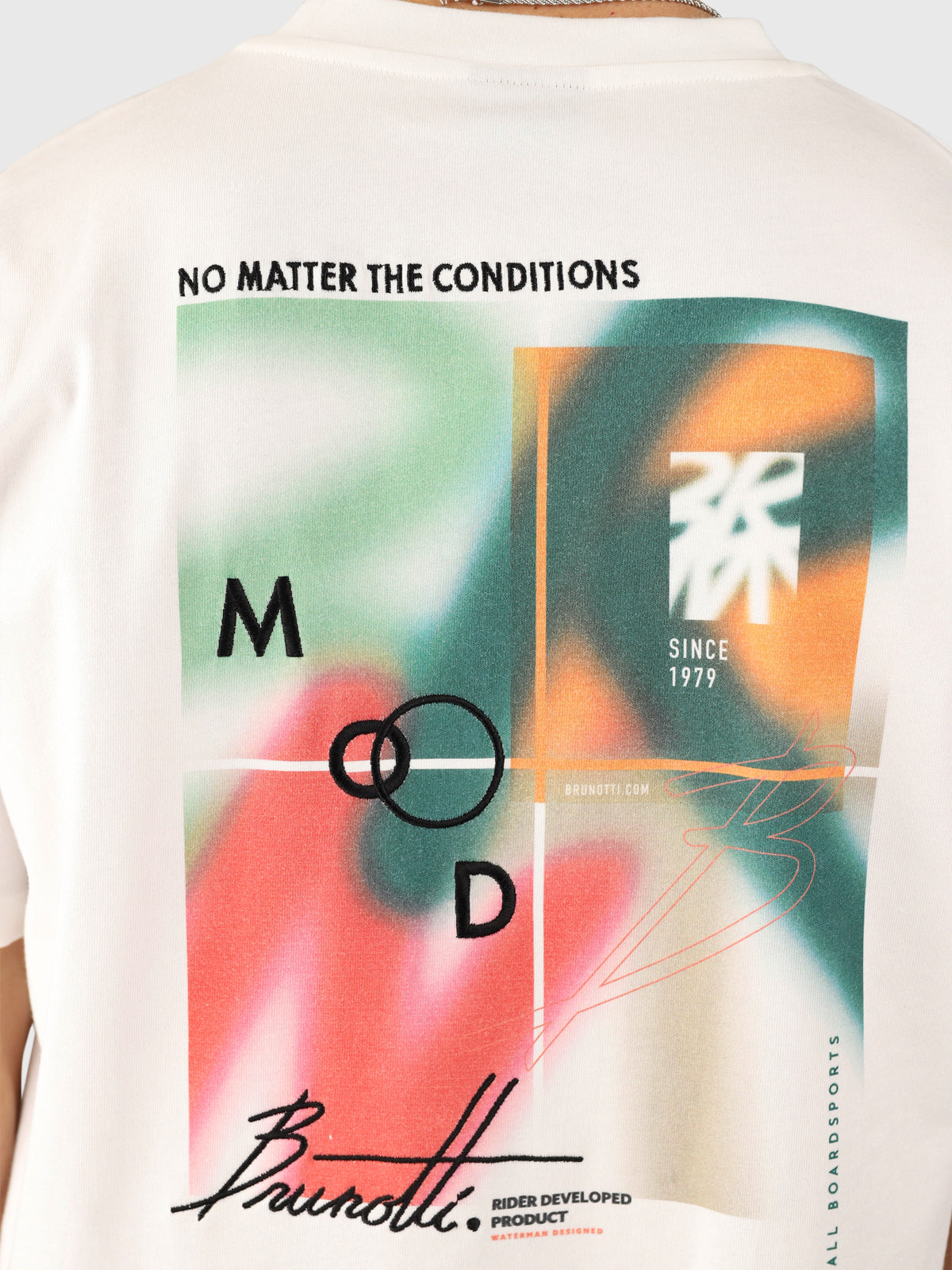 brunotti-mylann-t-shirt-herren-snow-wei-oversize-print image 6