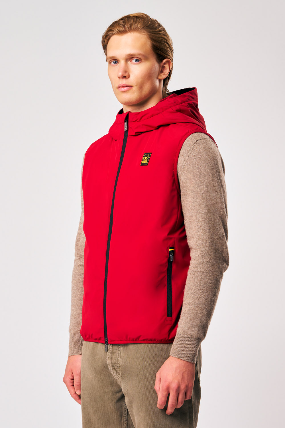 ciesse-outdoor-kenzen-steppweste-rot-kapuze-herren image 3