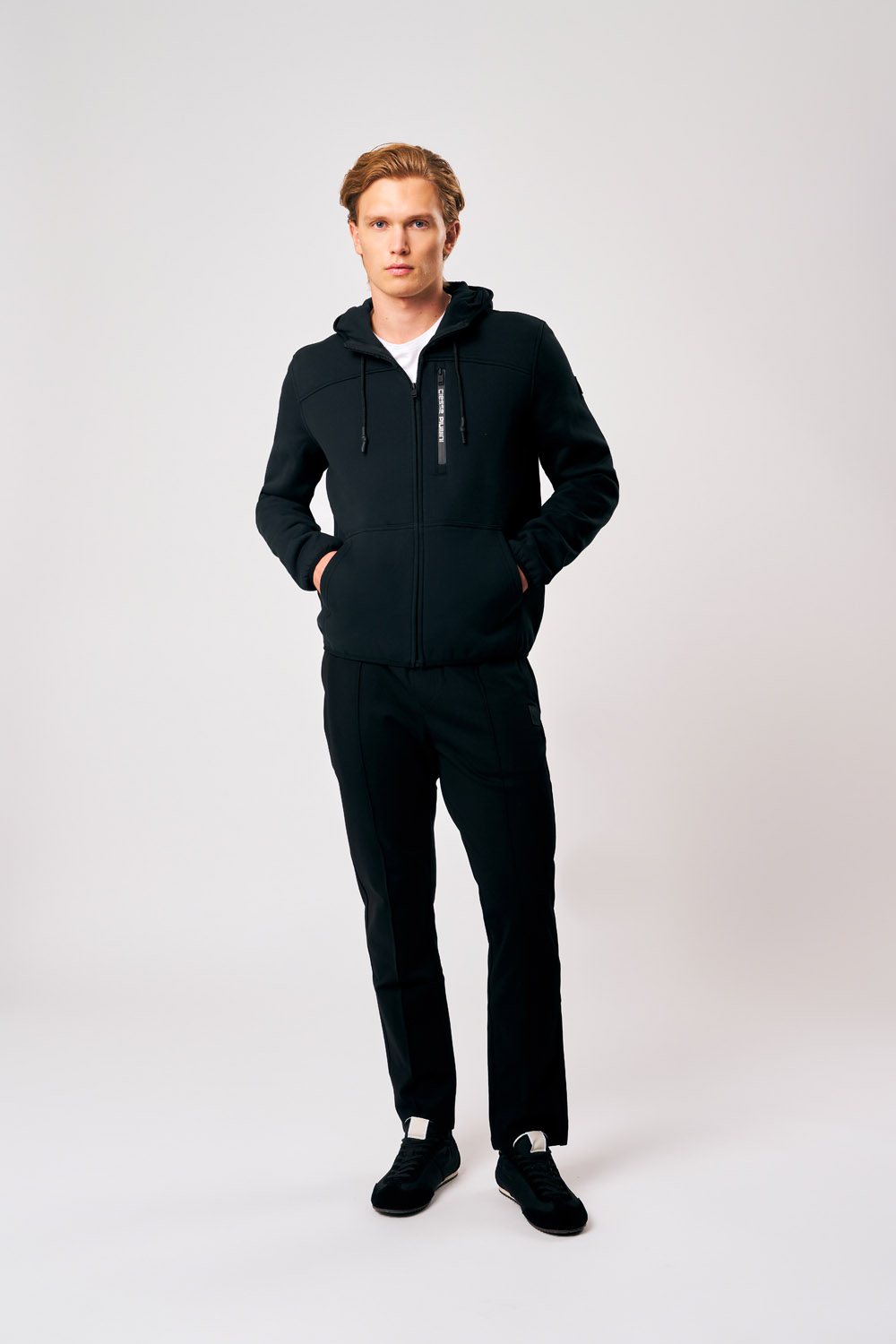 ciesse-outdoor-yuri-4-0-hoodie-schwarz-mit-kapuze image 2