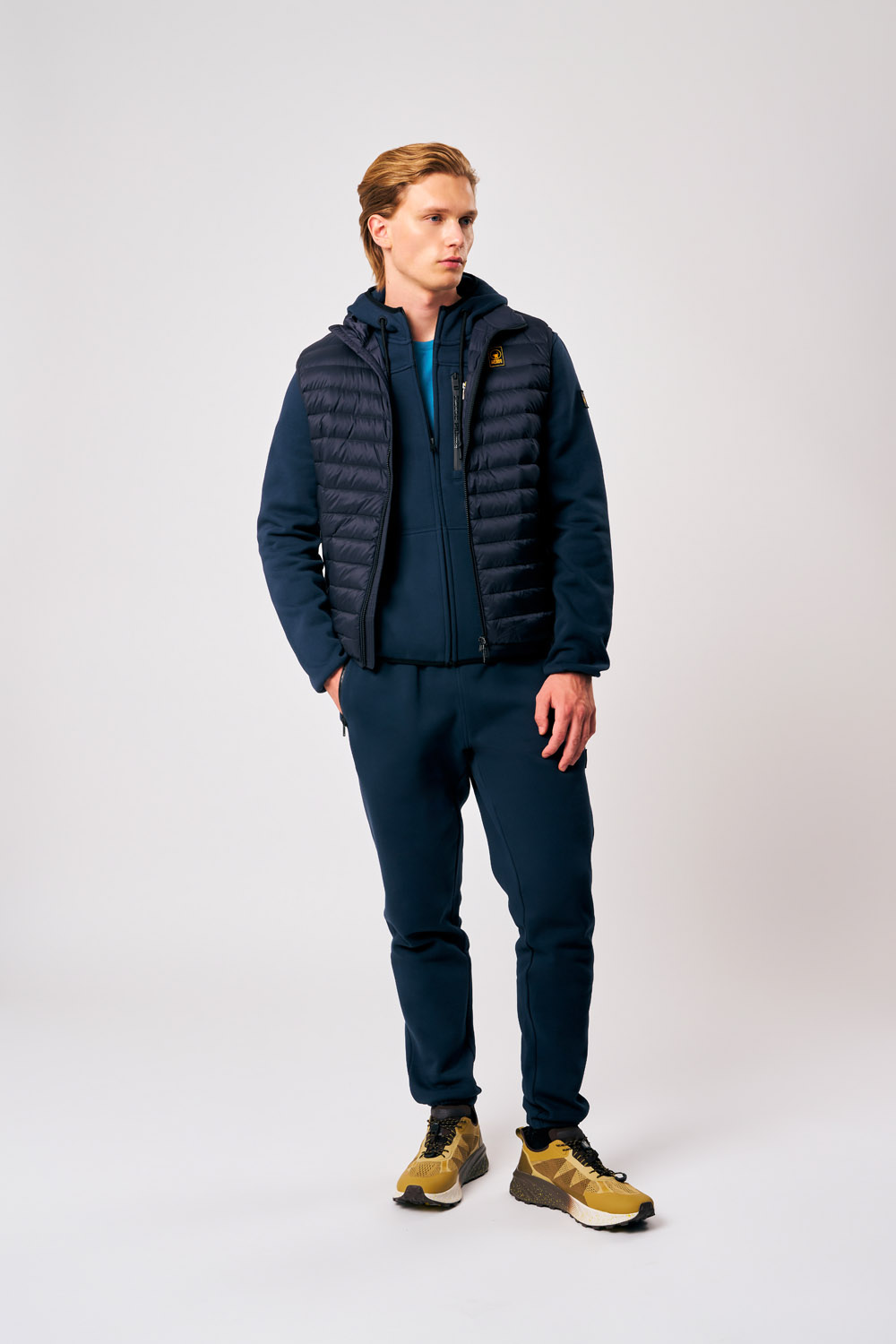 ciesse-outdoor-astor-3-0-daunenweste-blau-leicht-herren image 1