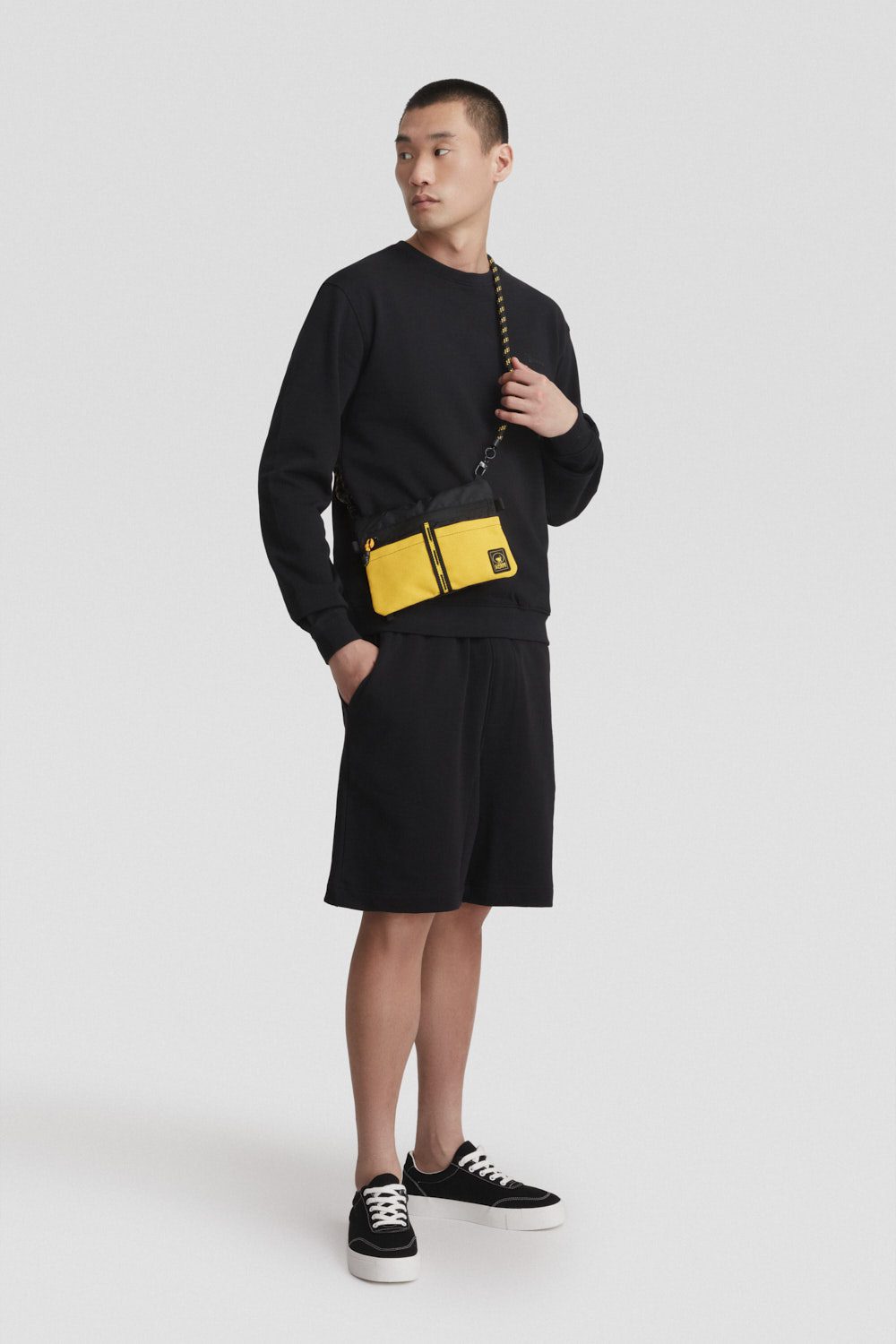 ciesse-outdoor-pantaloni-shorts-baumwolle-schwarz-mit-kordelzug image 1