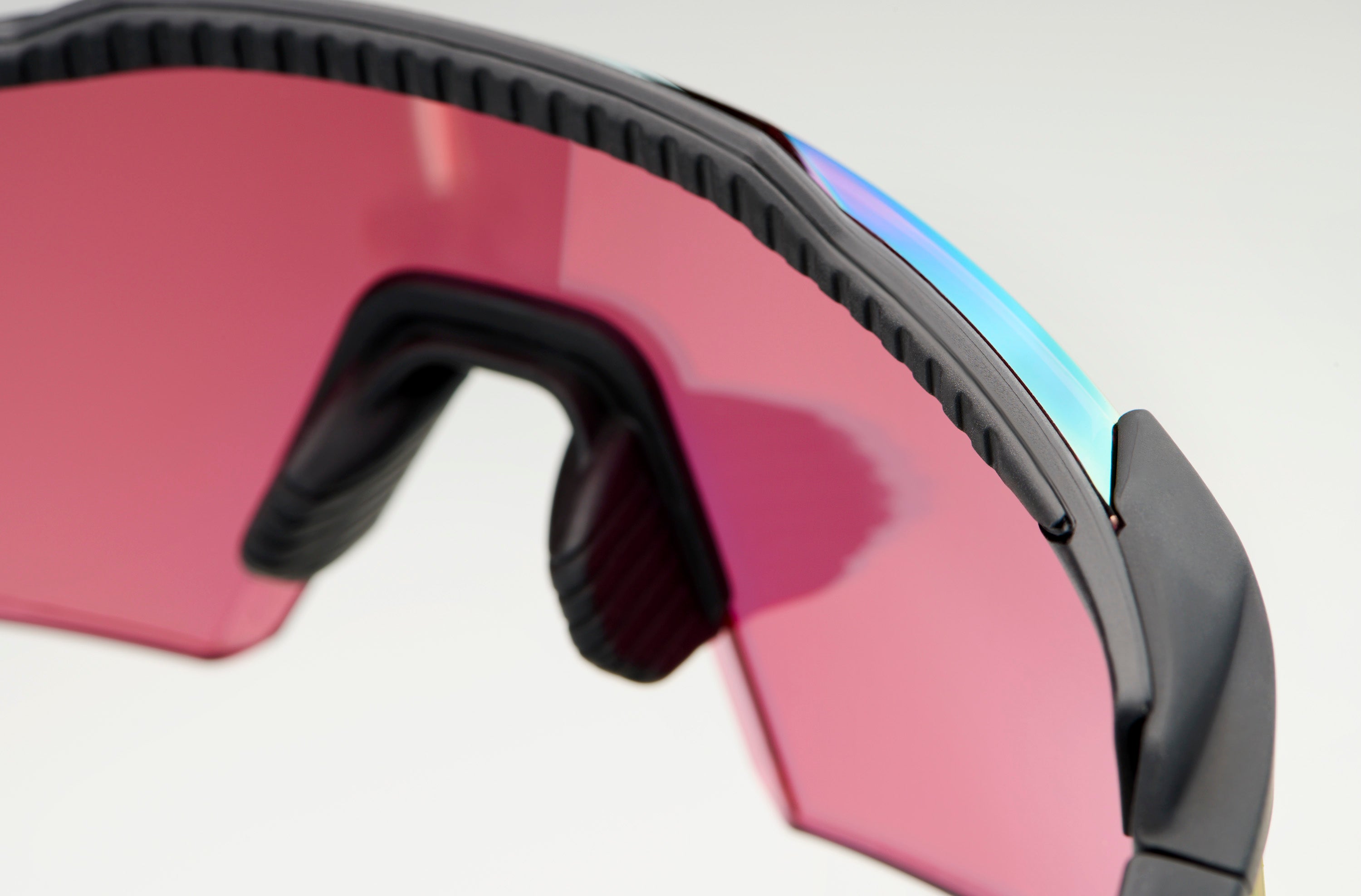 100-aerocraft-sonnenbrille-schwarz-hiper-red-mirror image 6