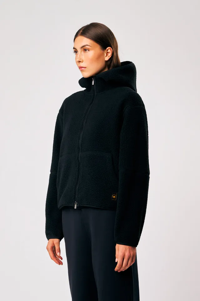 ciesse-outdoor-alix-schwarze-damen-teddyjacke image 1