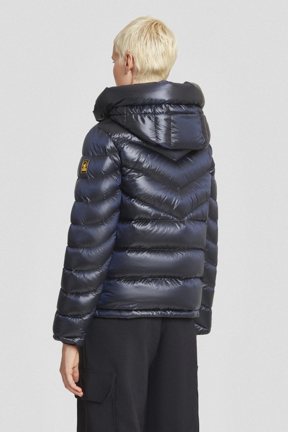 ciesse-outdoor-daunenjacke-blau-kurz-abnehmbare-kapuze image 4