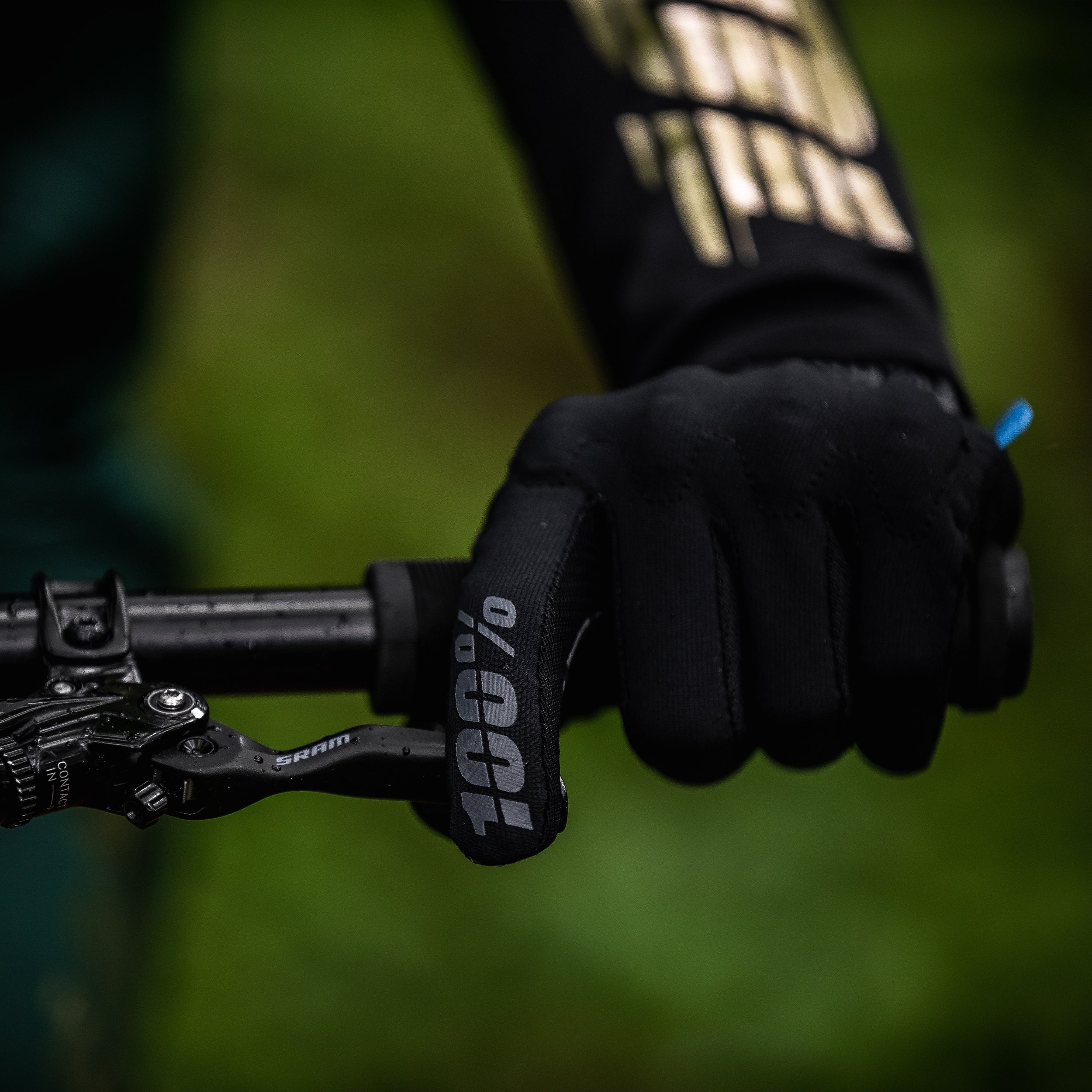100percent-cognito-smart-shock-handschuhe-schwarz-touchscreen image 2