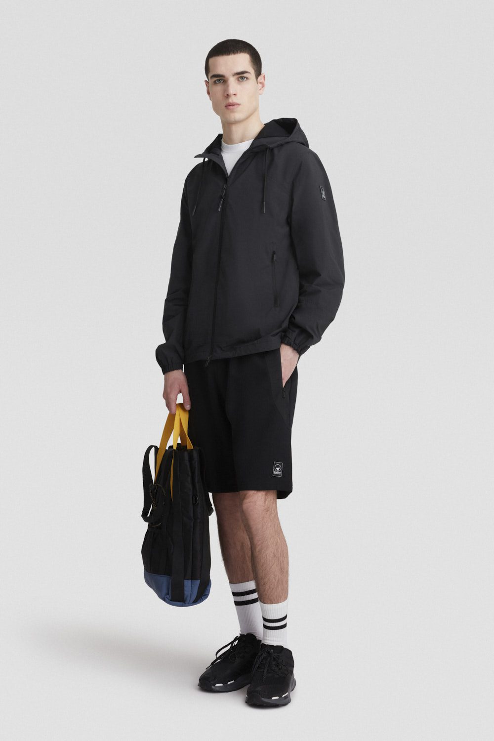 ciesse-outdoor-windjacke-schwarz-wasserdicht-packbar image 1