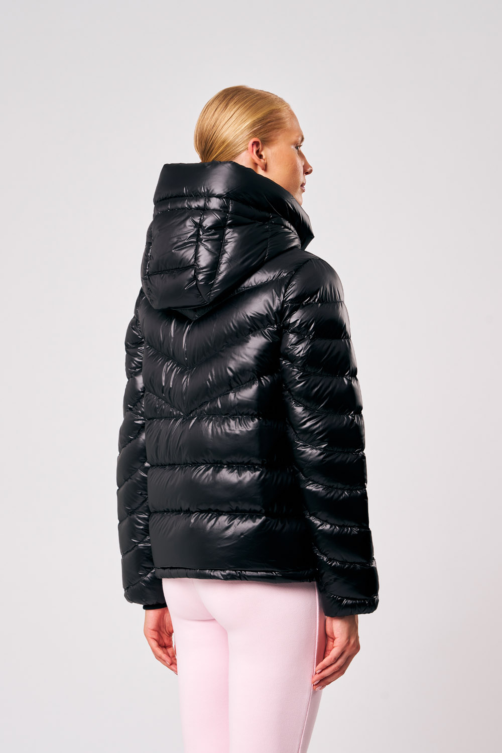 ciesse-outdoor-heidi-daunenjacke-damen-schwarz-mit-kapuze image 4