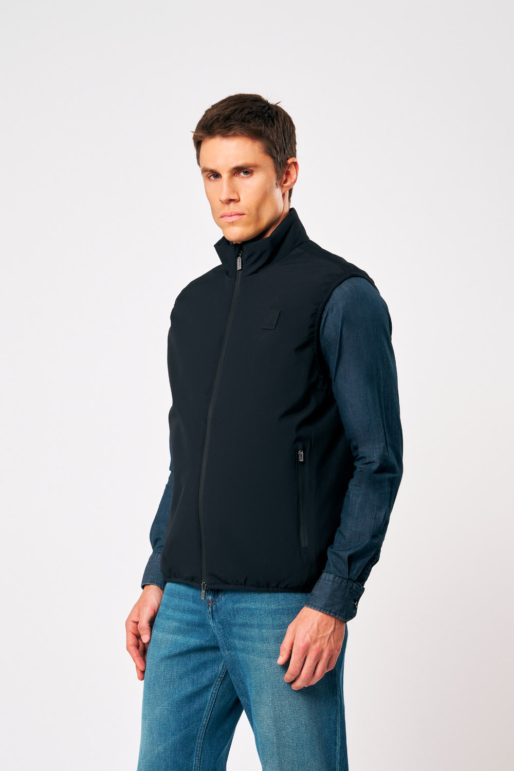ciesse-outdoor-conrad-weste-schwarz-leicht-wattiert-dwr image 1