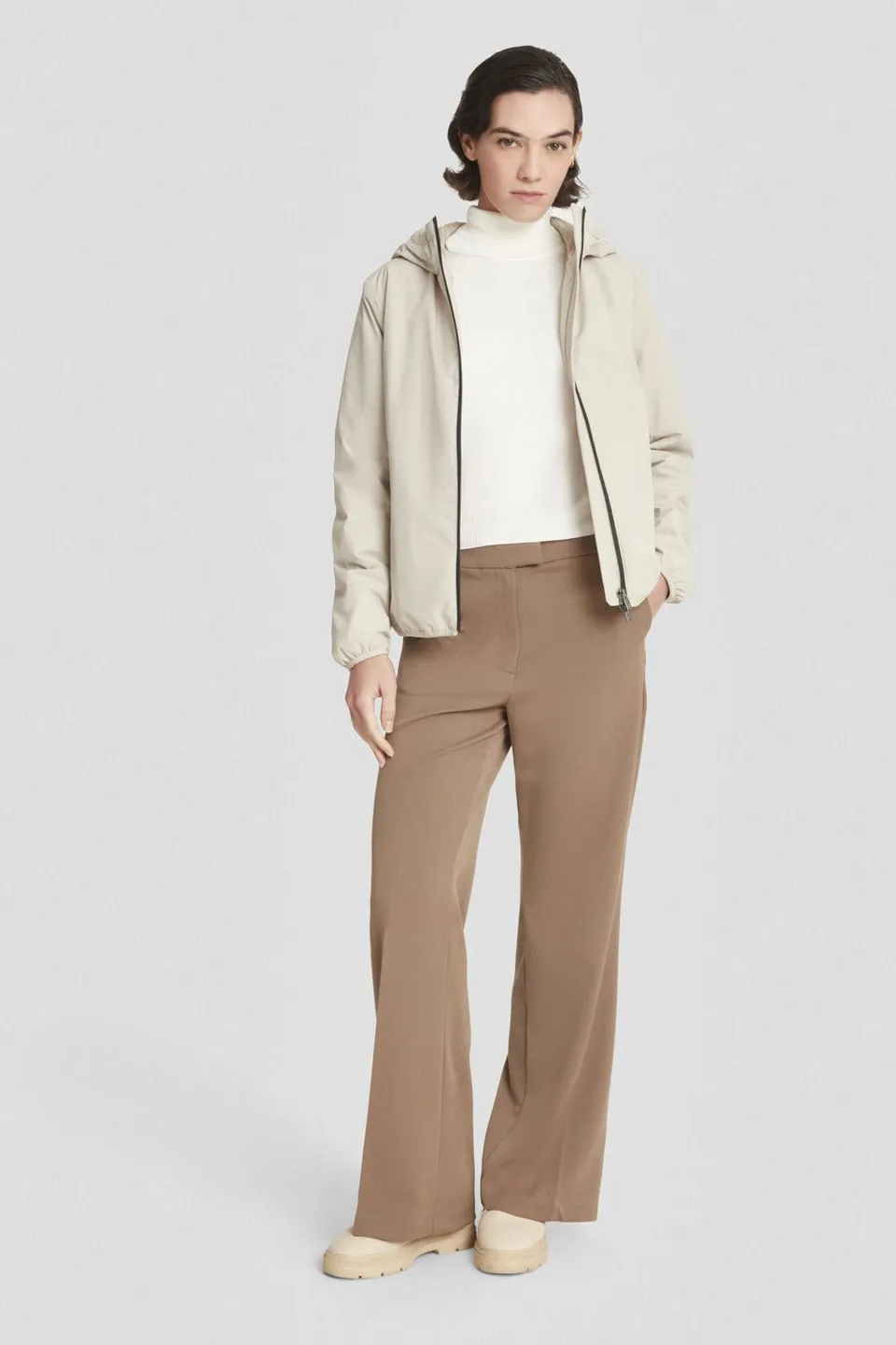 ciesse-outdoor-winterjacke-beige-mit-kapuze-gef-ttert image 1