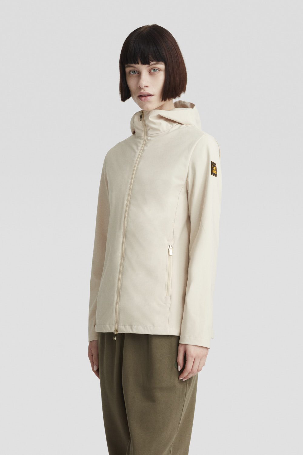 ciesse-outdoor-giacche-leggere-beige-mit-kapuze-jacke-beige-slim-fit image 2