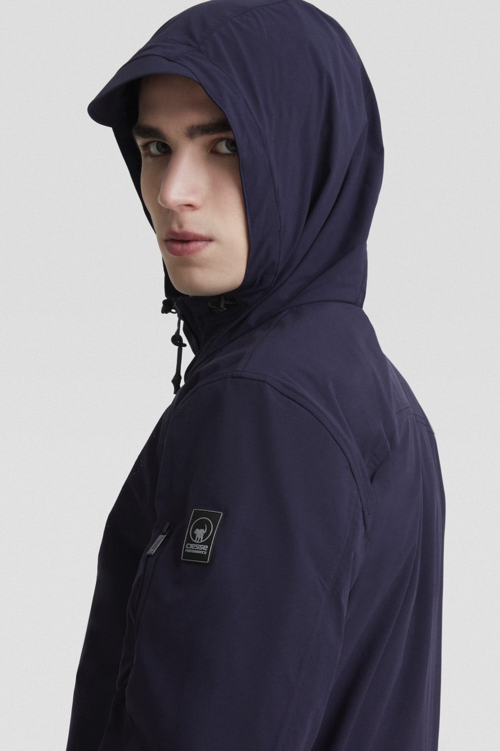 ciesse-outdoor-windjacke-leicht-blau-packable-recycelt image 4