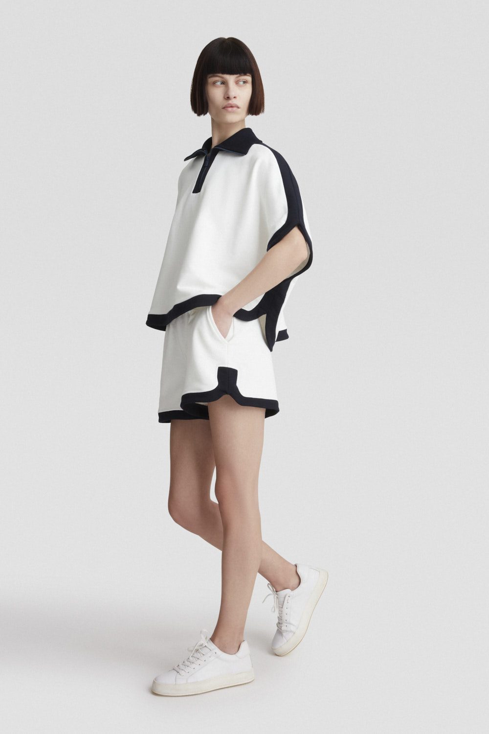 ciesse-pantaloni-shorts-baumwolle-wei-mit-kontraststreifen image 1