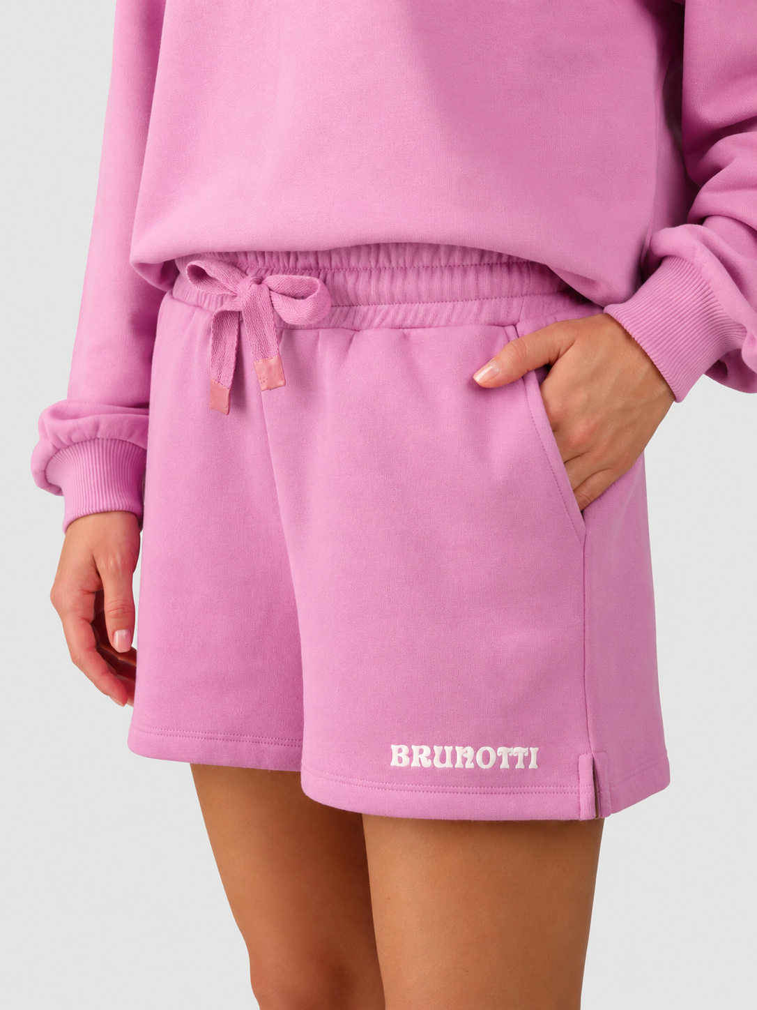 brunotti-milly-damen-sweatshorts-violet-elastikbund image 4