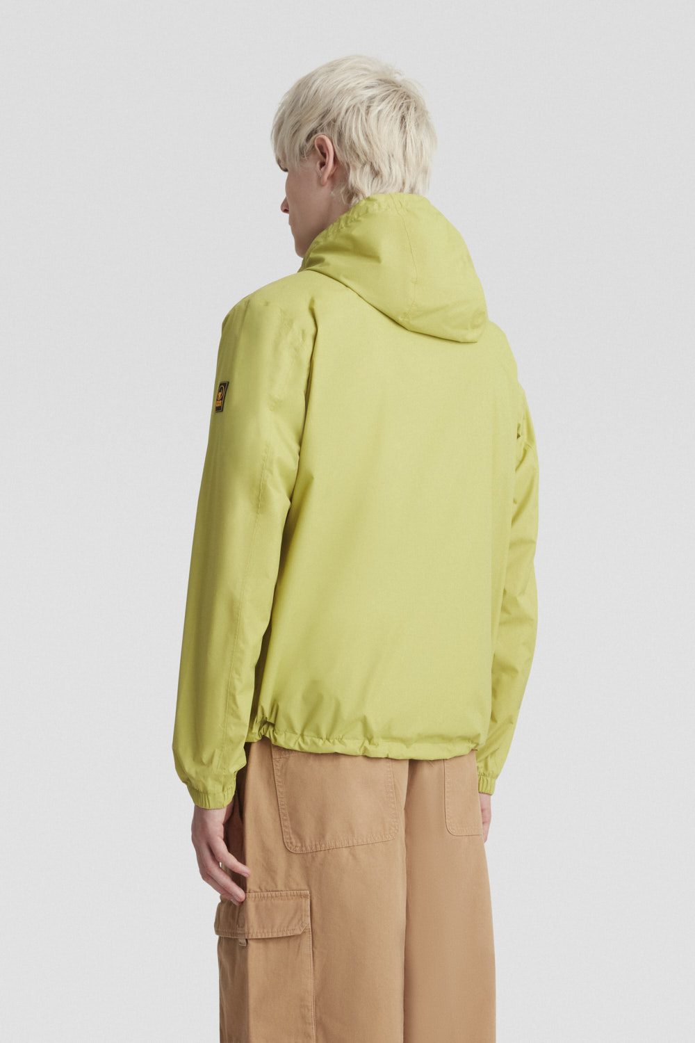 ciesse-windjacke-gr-n-mit-kapuze-leicht-wasserdicht-packbar image 2