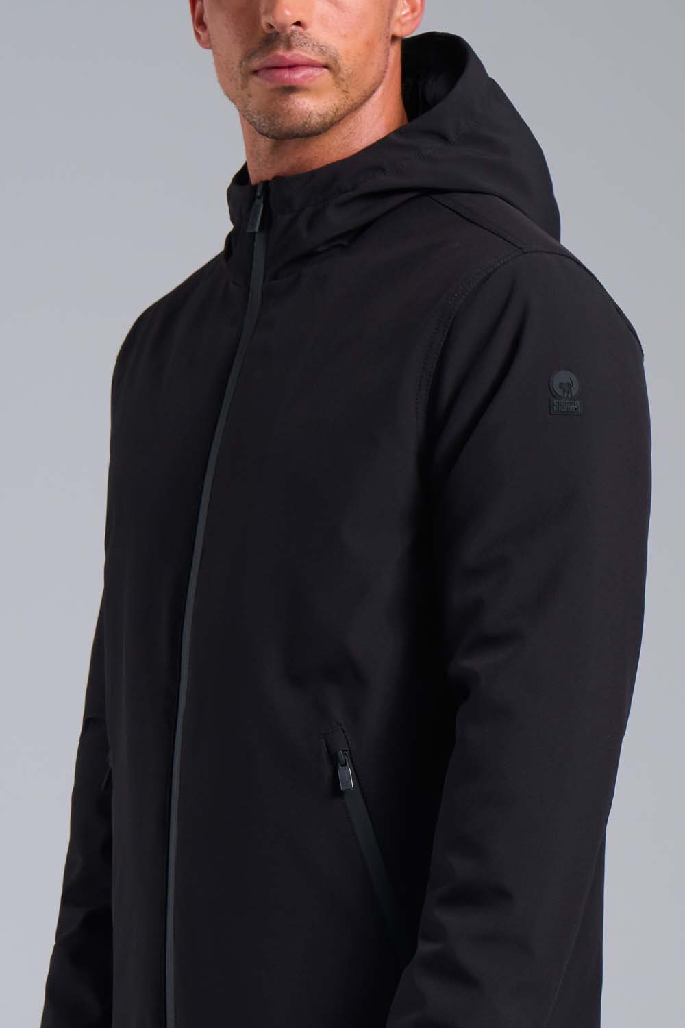 ciesse-herdo-softshelljacke-damen-schwarz-lang-mit-kapuze image 3