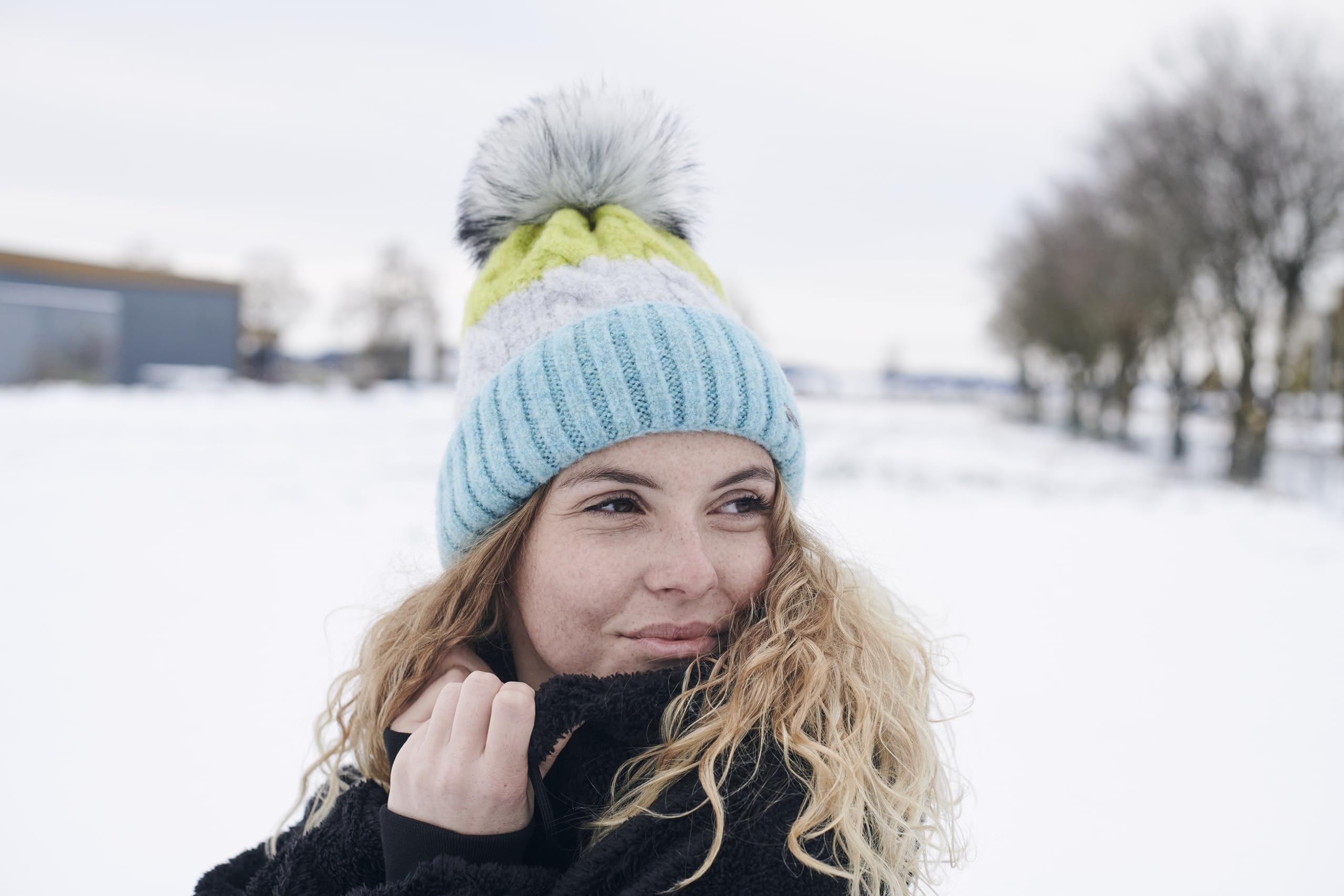 chillouts-tilda-bommelm-tze-rosa-fleece-pompon image 2