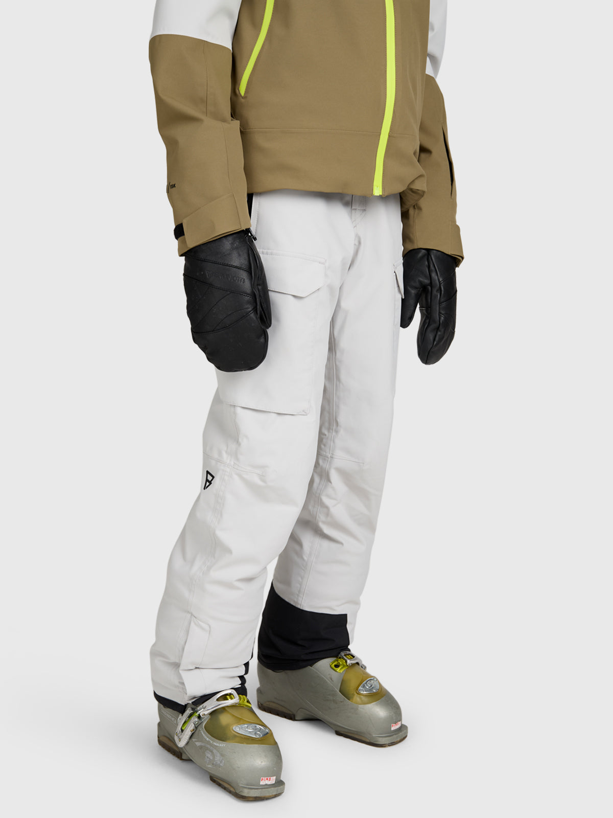 brunotti-footraily-cargo-snowpants-jungen-soft-grey-15k image 4