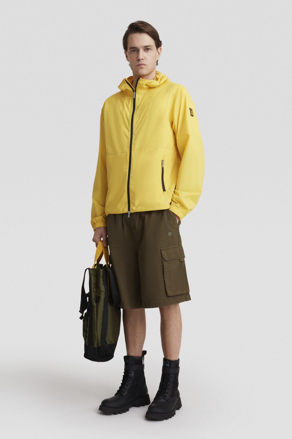 ciesse-outdoor-windbreaker-regenjacke-gelb-mit-kapuze image 1