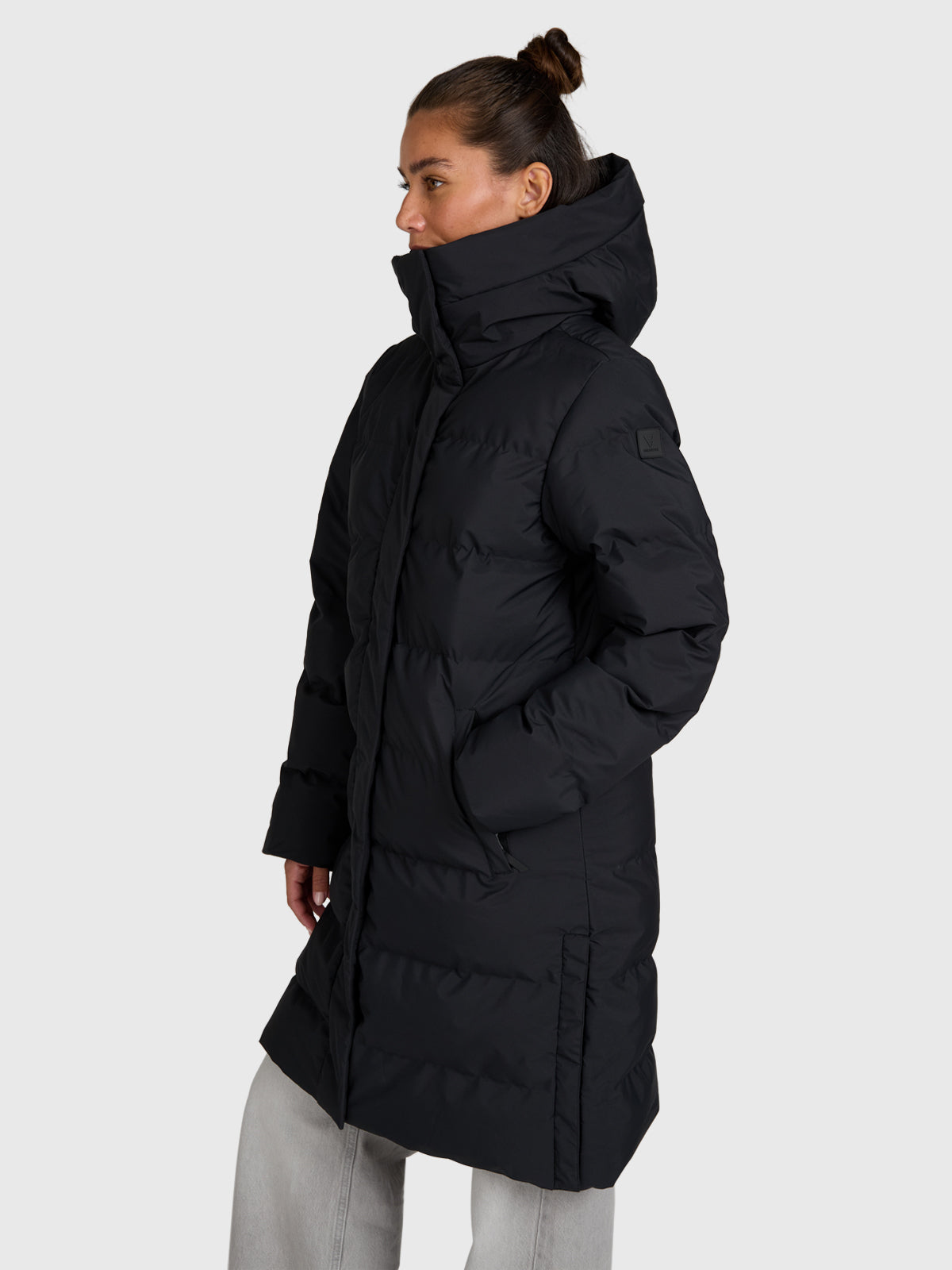 brunotti-madox-damen-jacke-schwarz-10k-wasserdicht-winter image 3