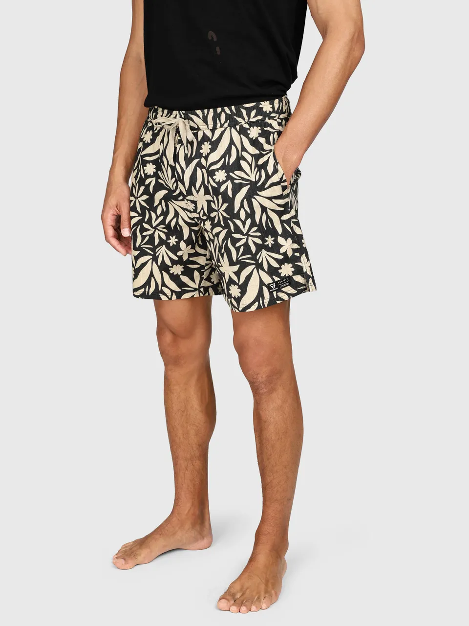 brunotti-aiden-walk-shorts-herren-feather-grey-l image 1