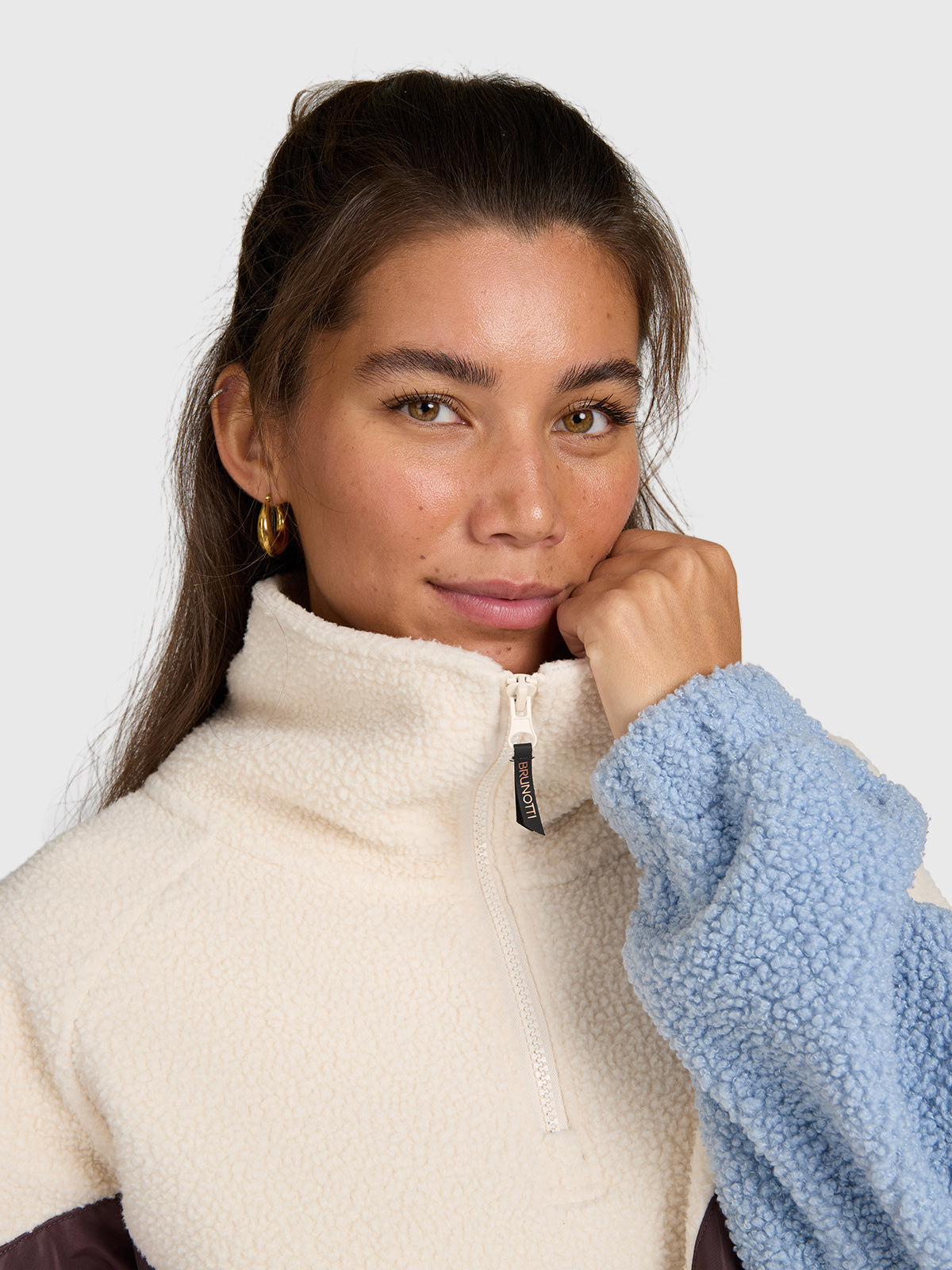 brunotti-sandrea-women-urban-fleece-damen-pale-blue-lockerer-fit image 6