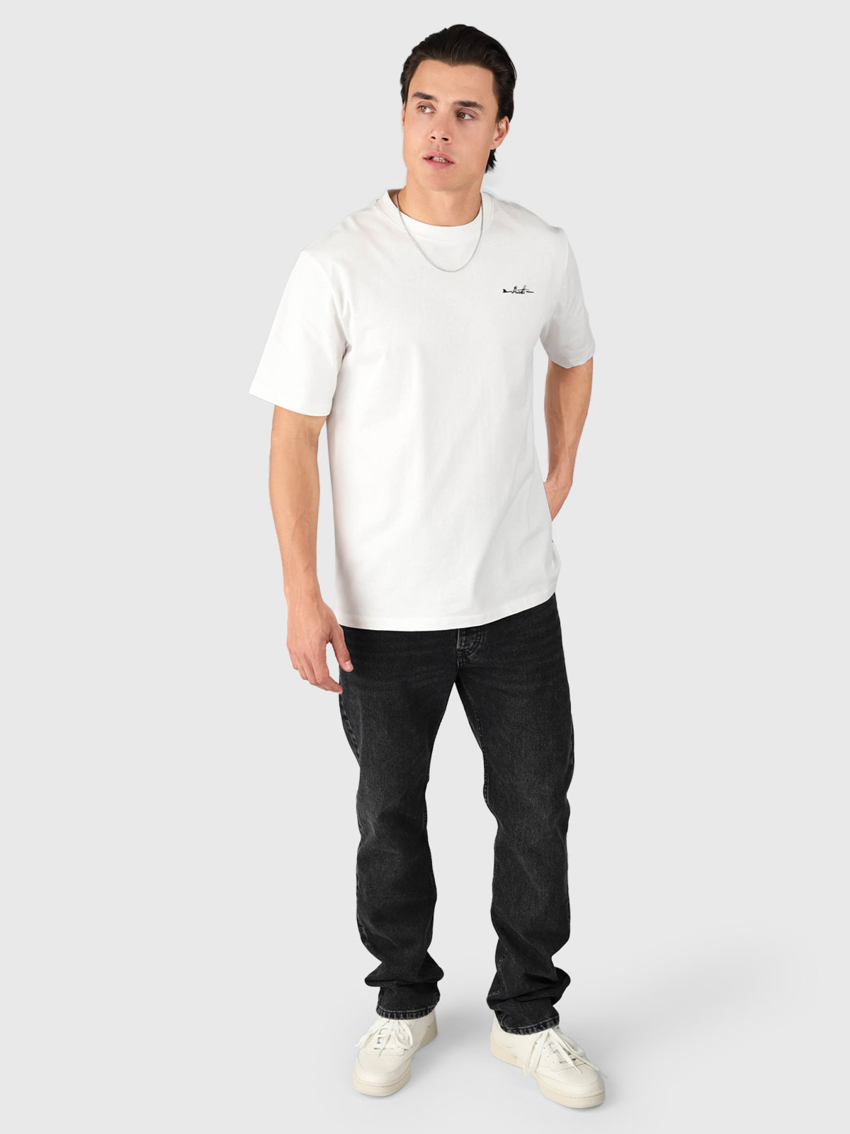 brunotti-mylann-t-shirt-herren-snow-wei-oversize-print image 5
