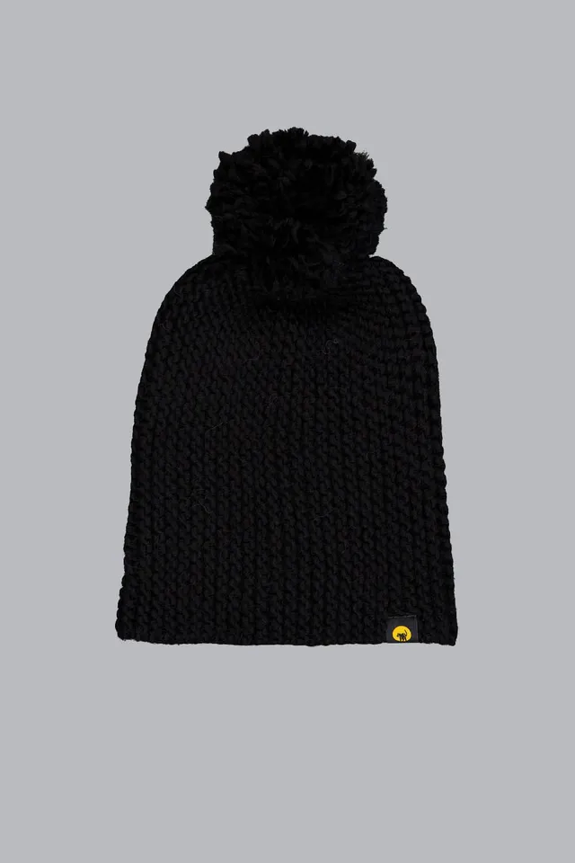 ciesse-outdoor-licy-strickm-tze-schwarz-mit-bommel image 1