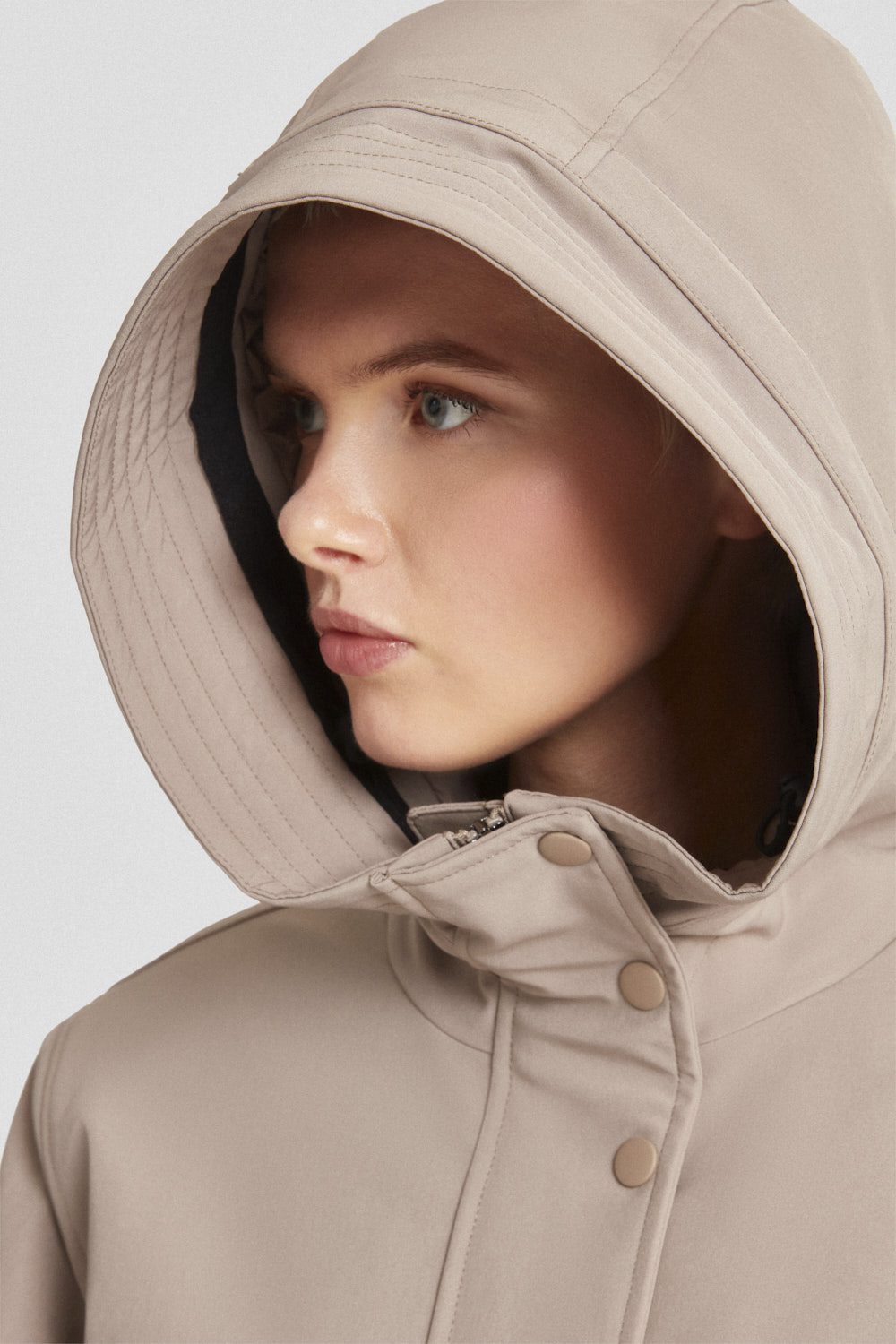 ciesse-outdoor-softshelljacke-beige-kurz-box-fit-kapuze image 3