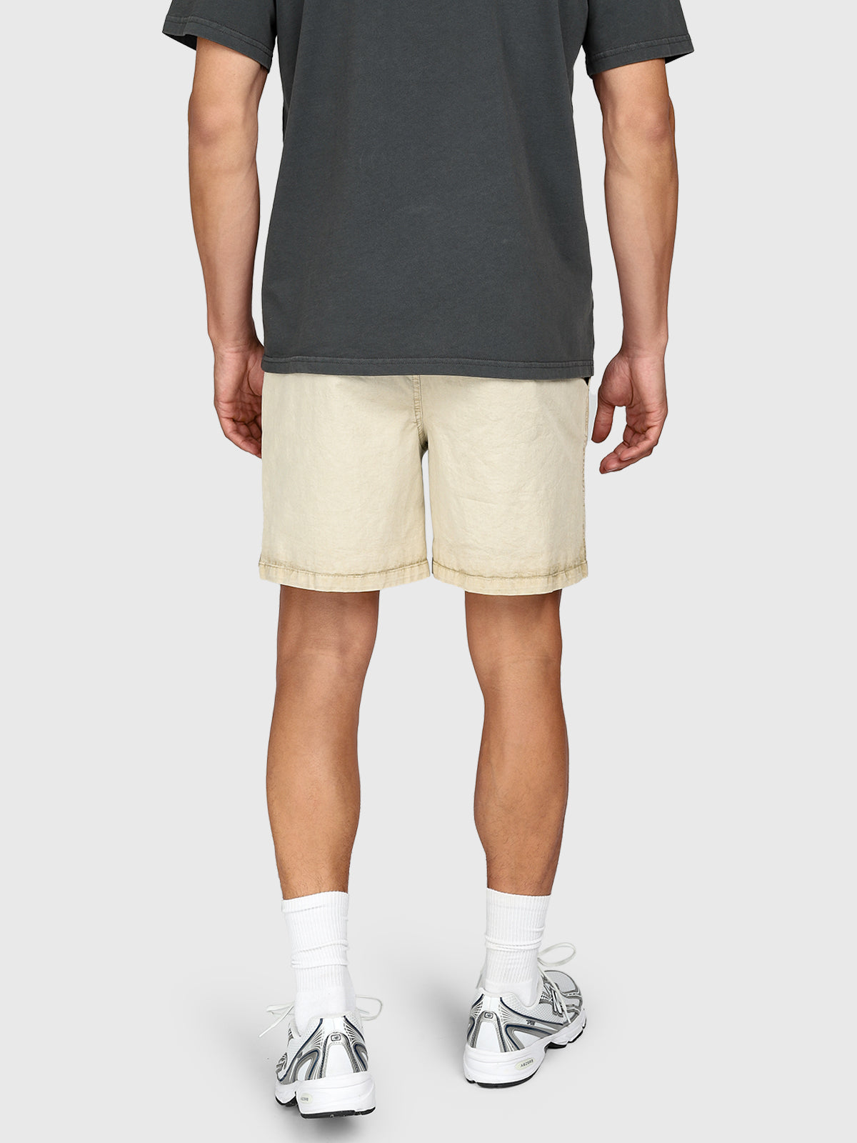 brunotti-alec-herren-walkshorts-feather-grey-stretch image 4