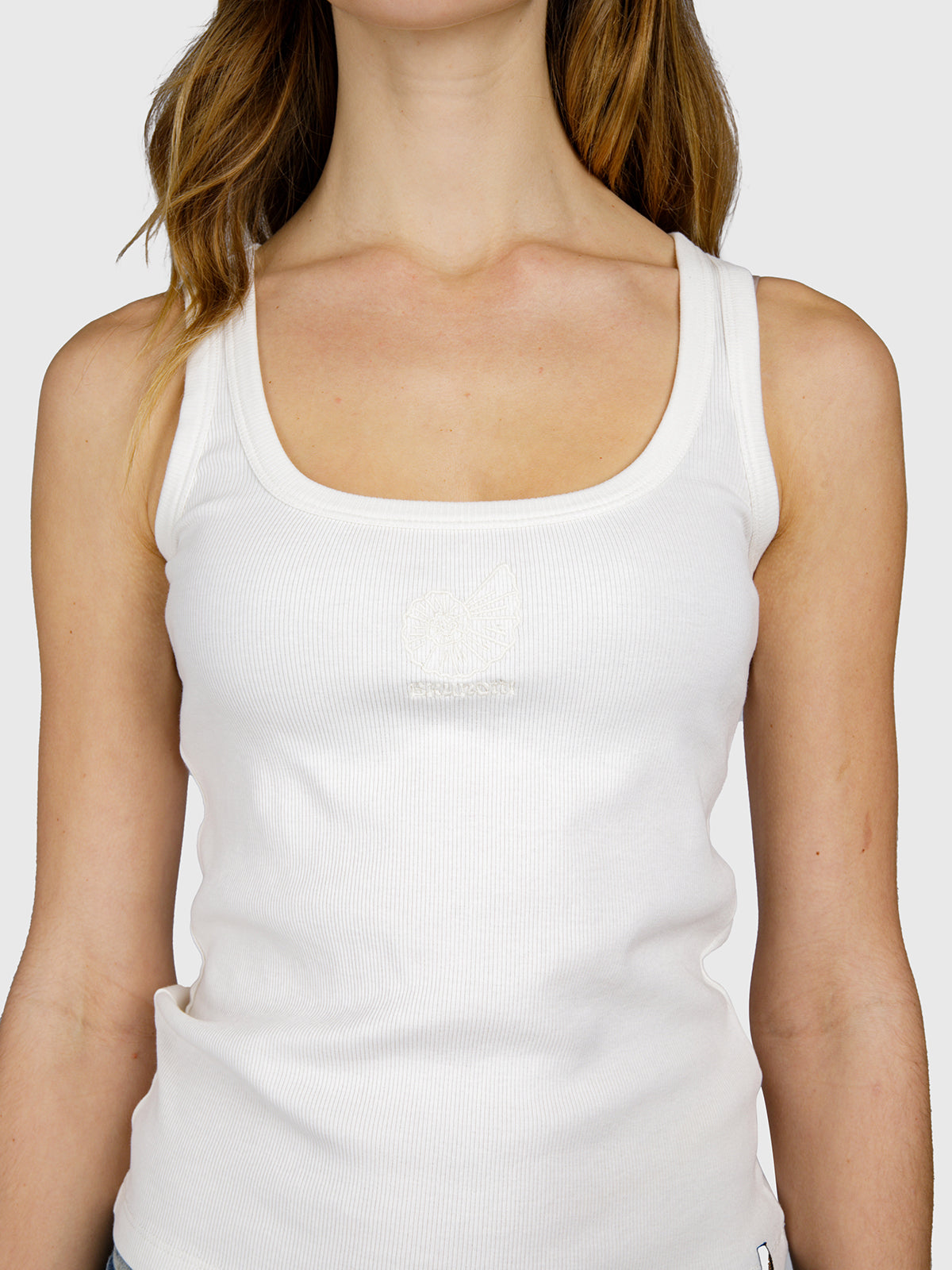 brunotti-toppira-damen-top-snow-wei-rippstoff-stickerei image 6