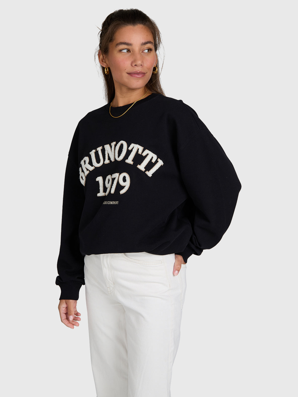 brunotti-tamea-damen-pullover-schwarz-baumwolle-oversize image 3