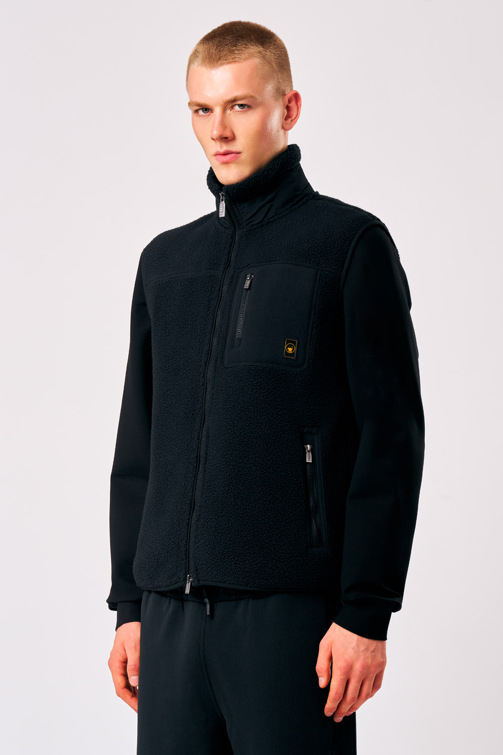 ciesse-outdoor-julio-teddyweste-schwarz-herren image 1